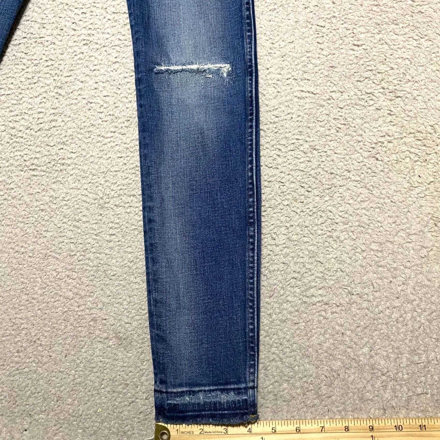 Madewell Madewell Jeans Womens 23 Blue Denim High Rise Skinny Leg Medium Wash Distressed Shirt Womens Jeans Size 40" / US 18 - 6 Thumbnail