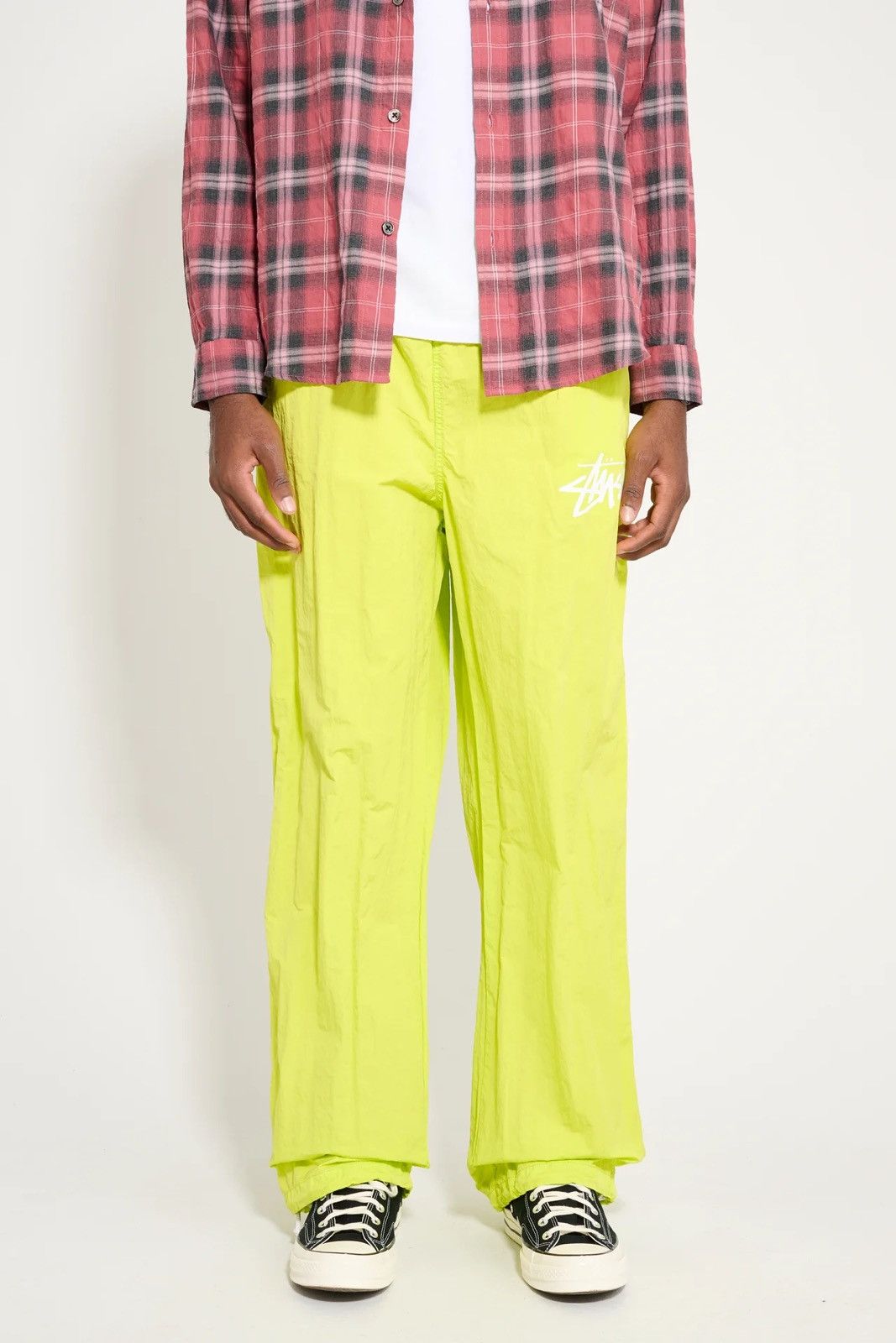 Nike × Stussy Nike x stussy beach pants bright cactus Size US 30 / EU 46 - 2 Thumbnail