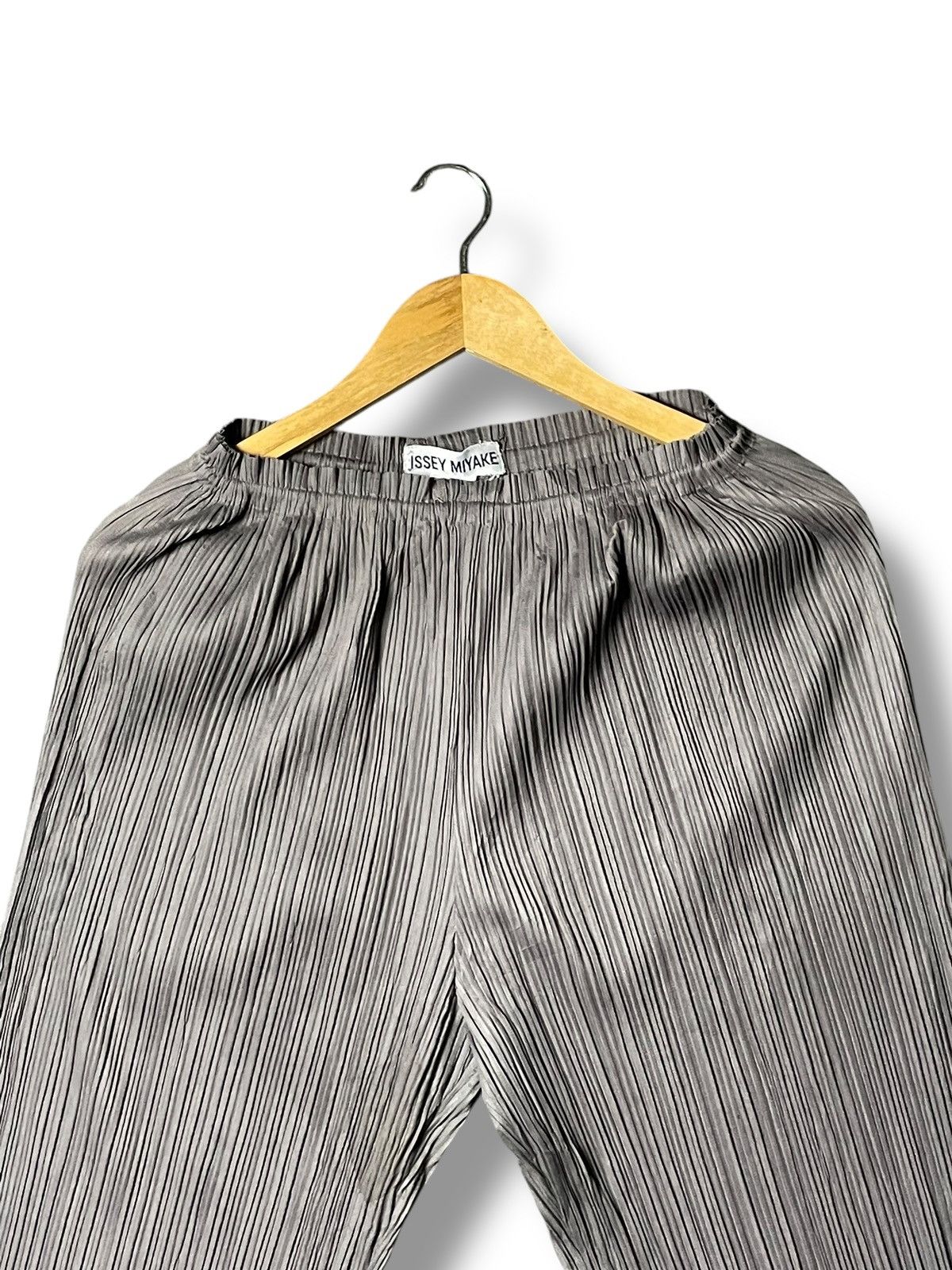 Issey Miyake Issey Miyake Pleats Please Pleated Pants (44) Size 23" - 2 Thumbnail