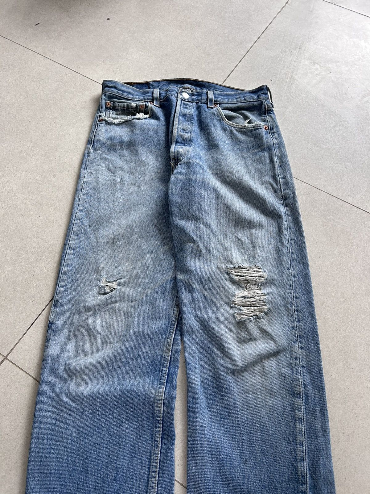 Levi's Vintage Clothing Levi’s Early 80s Light Blue 501 Size US 32 / EU 48 - 3 Thumbnail
