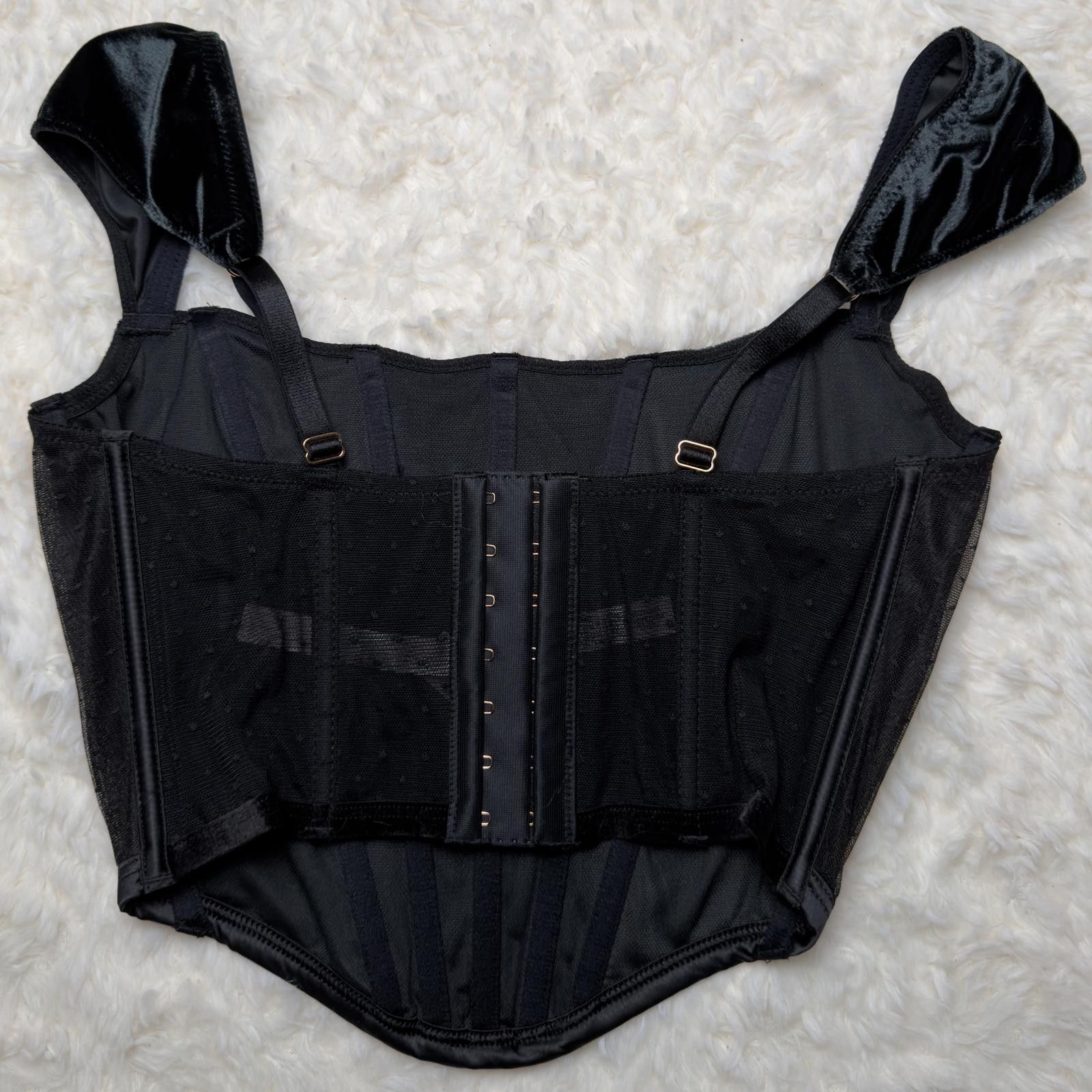 The Unbranded Brand VS NWT Black Velvet Corset Top Whimsigoth Goth S DD Size ONE SIZE - 3 Thumbnail