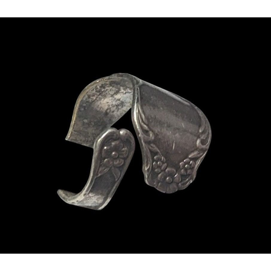 Other Vintage Sarah Coventry Silver Tone Spoon Wrap Ring Size 6 3/ Size ONE SIZE - 8 Thumbnail