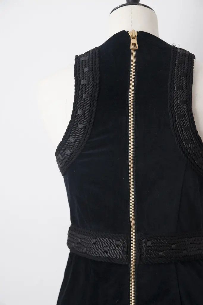 Balmain Black velvet dress Size S / US 4 / IT 40 - 6 Thumbnail