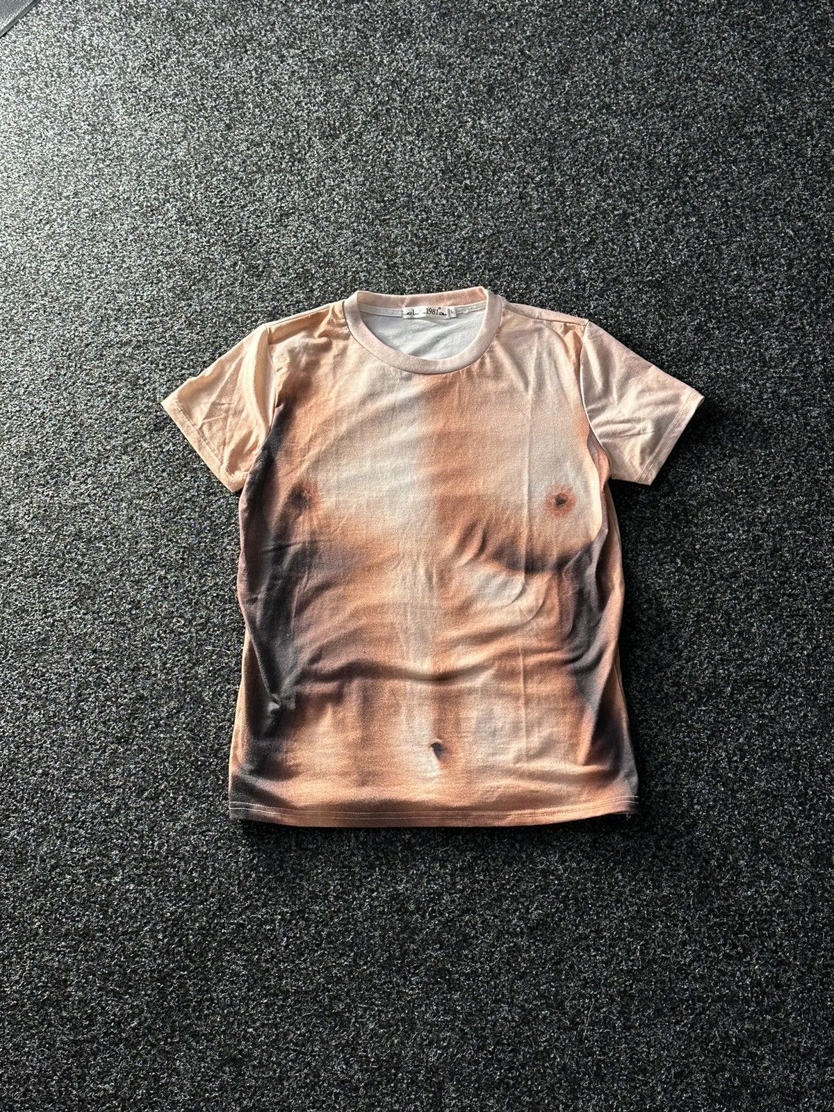 Hot Model Sex OVERPRINT 18+ TITS BOOBS T-shirt XXX porn Size US S / EU 44-46 / 1 - 2 Thumbnail