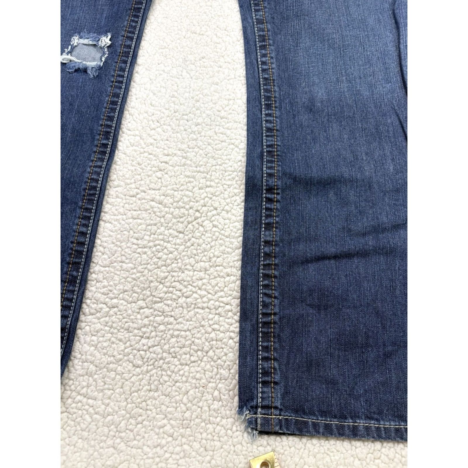 Ariat Ariat M4 Relaxed Bootcut Jeans 34x36 34 36 Medium Blue Denim Distressed USA Cowboy Work Mens Jeans Size US 34 / EU 50 - 3 Thumbnail