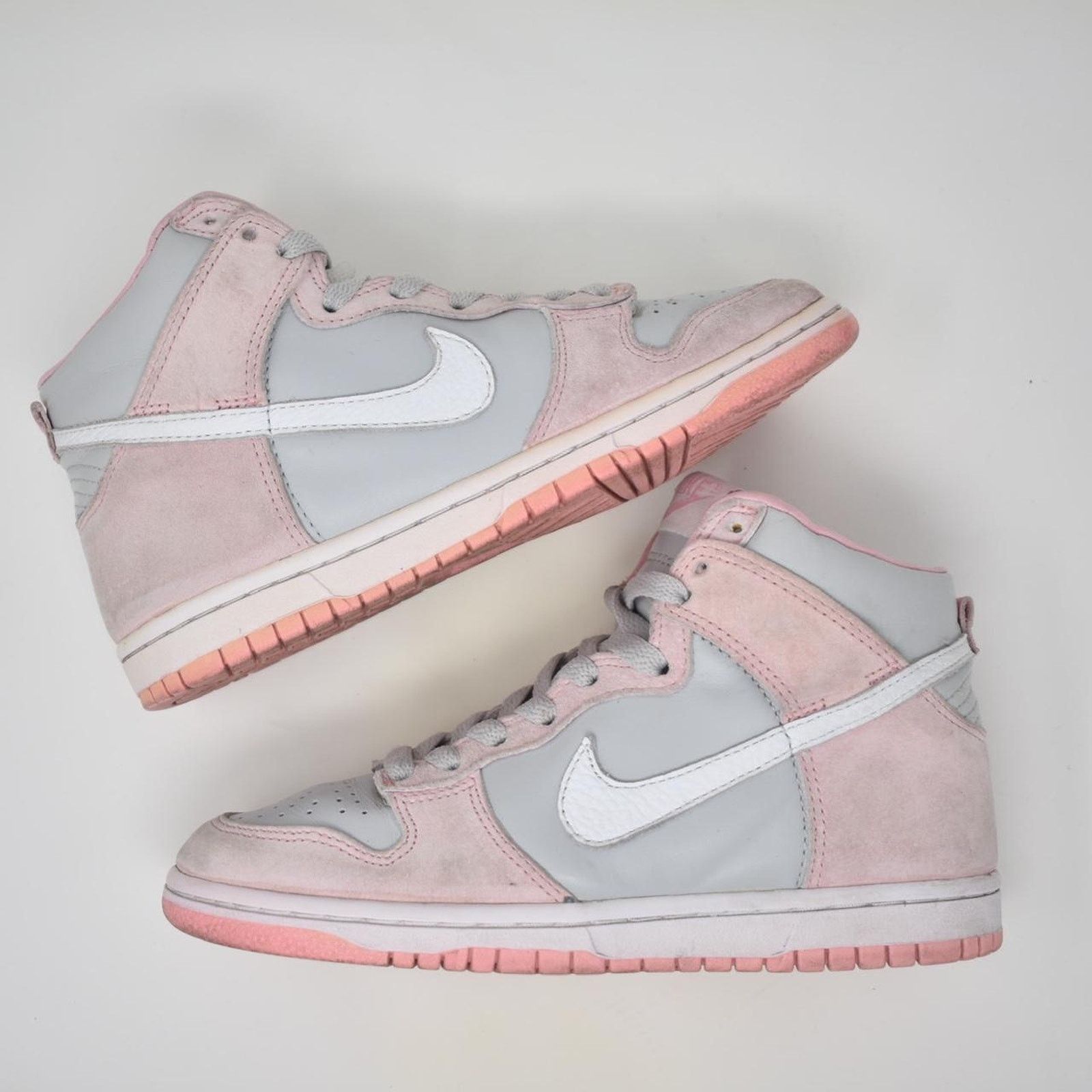 Nike 2004 Nike Dunk High “Real Pink" Size US 6 / IT 36 - 3 Thumbnail