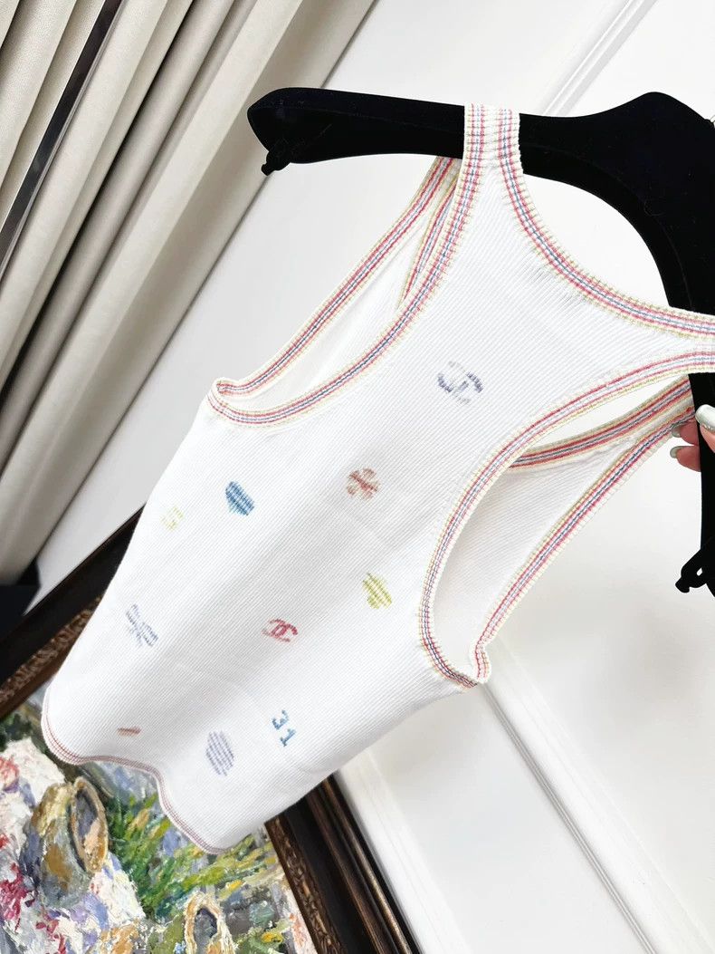 Chanel Chanel 21C White Butterfly Camellia Logo Pattern Knitted V Size XS / US 0-2 / IT 36-38 - 3 Thumbnail