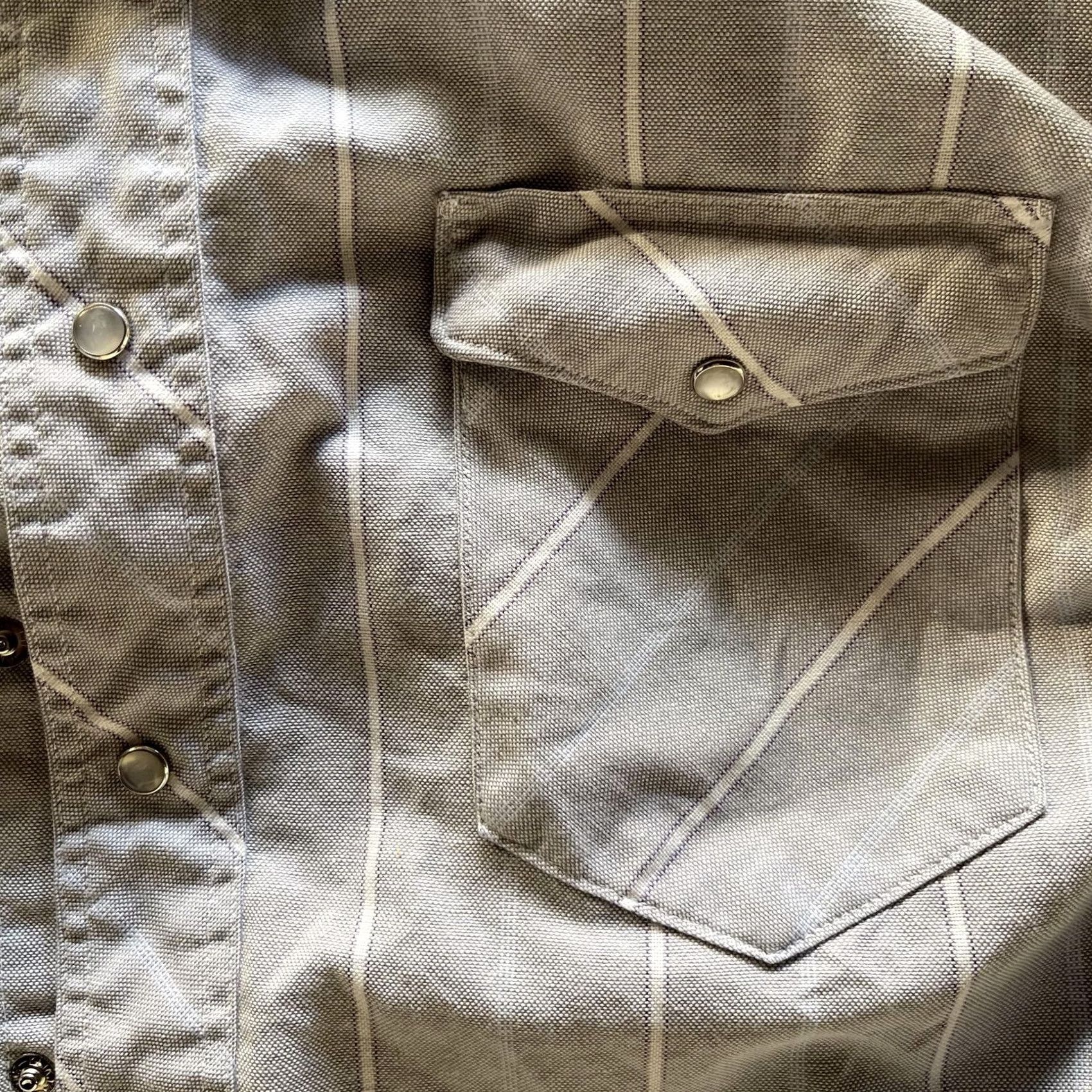 Wrangler VINTAGE Wrangler Western Shirt Mens XL Gray Stripe Short Sleeve Snap Button Up Size US XL / EU 56 / 4 - 2 Thumbnail