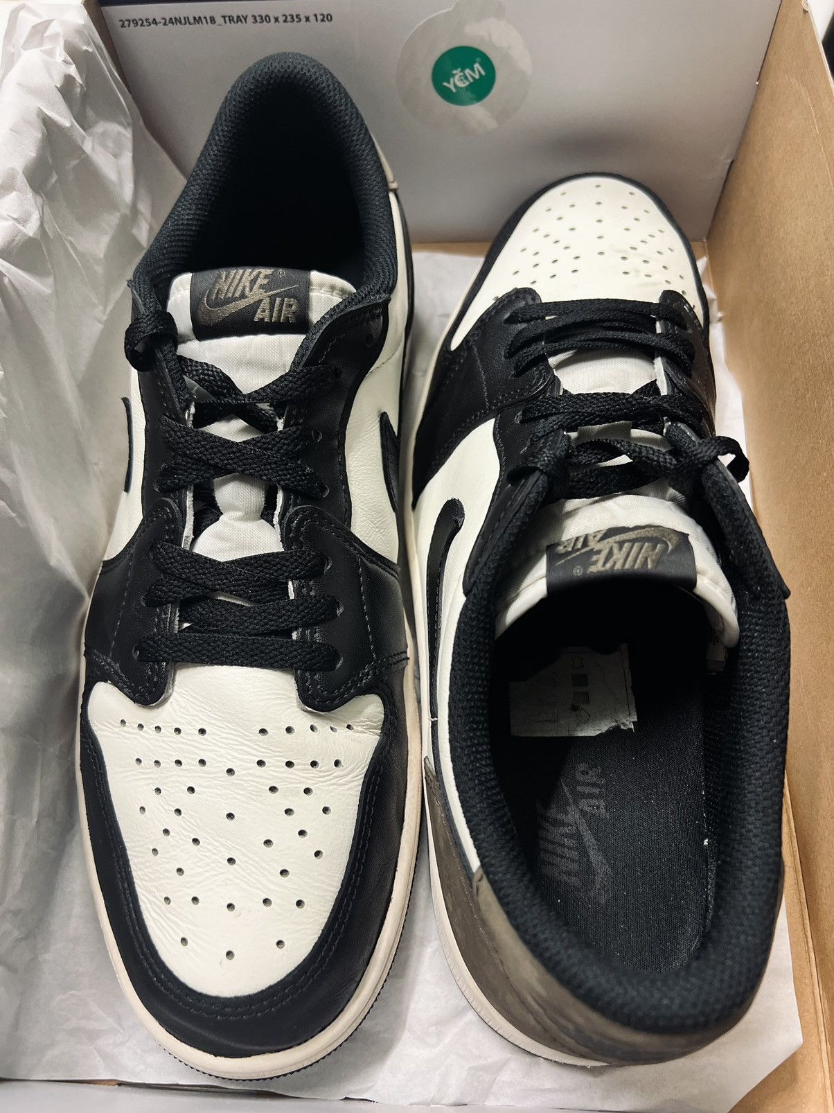 Jordan Brand Air Jordan 1 Low Mocha Size US 12 / EU 45 - 1 Thumbnail