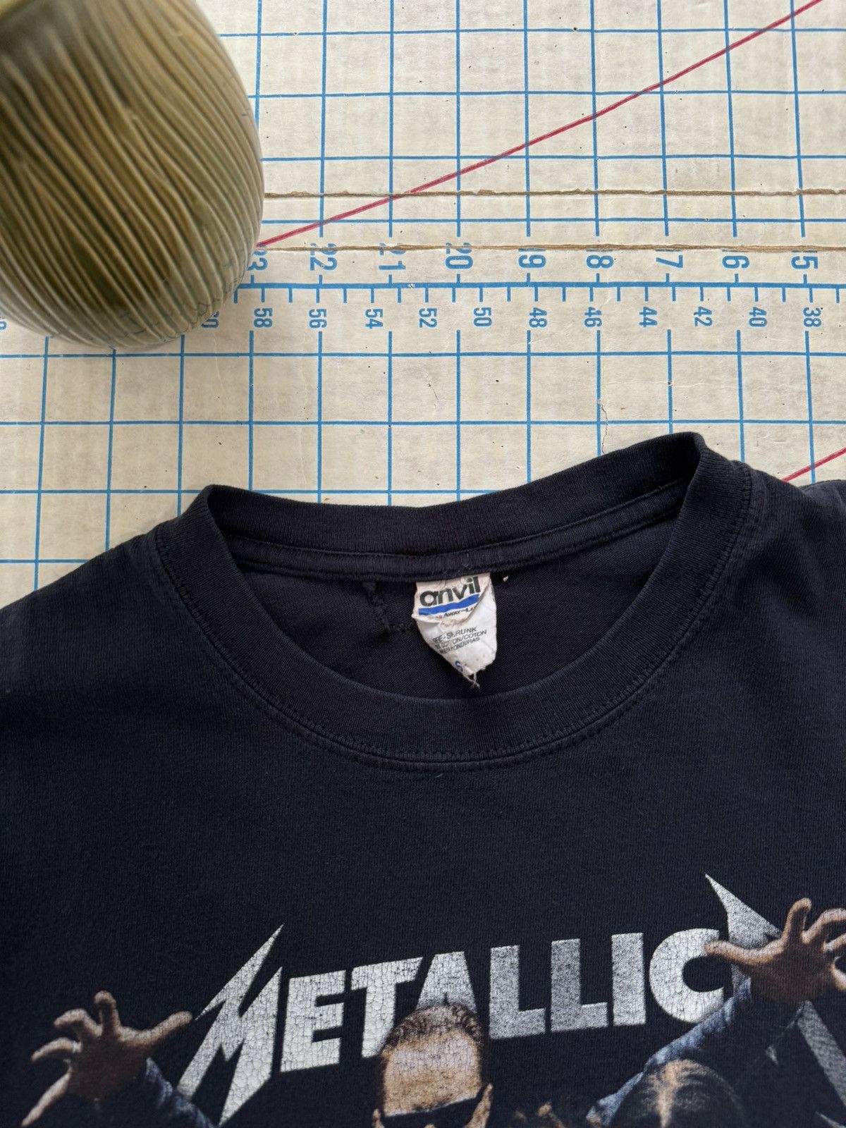 Band Tees × Metallica × Vintage Metallica Magnetic World Tour Tee Black Mens Size Small Size US S / EU 44-46 / 1 - 8 Thumbnail
