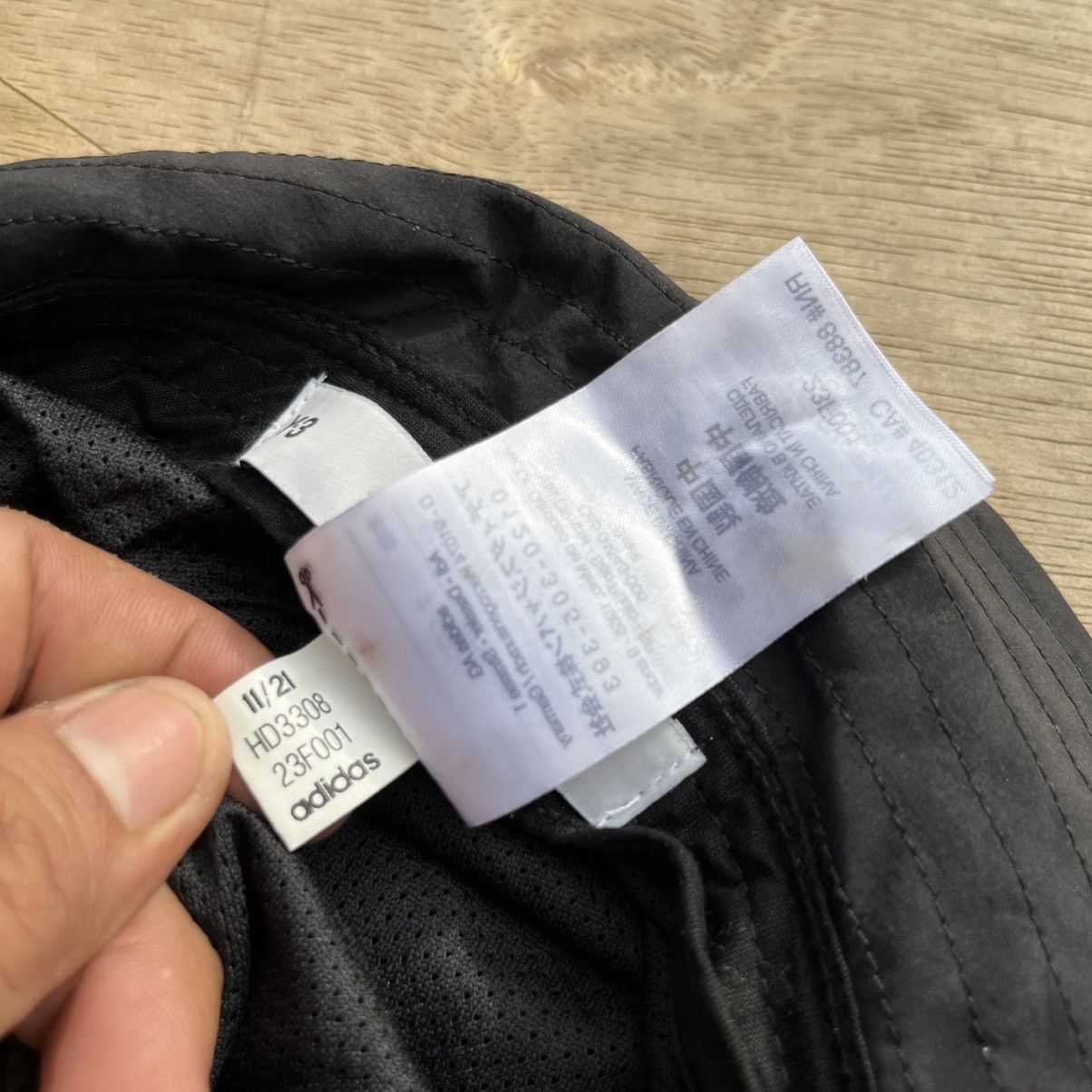 Yohji Yamamoto YOHJI YAMAMOTO Y3 x ADIDAS BUCKET HAT OSFM Size ONE SIZE - 4 Thumbnail