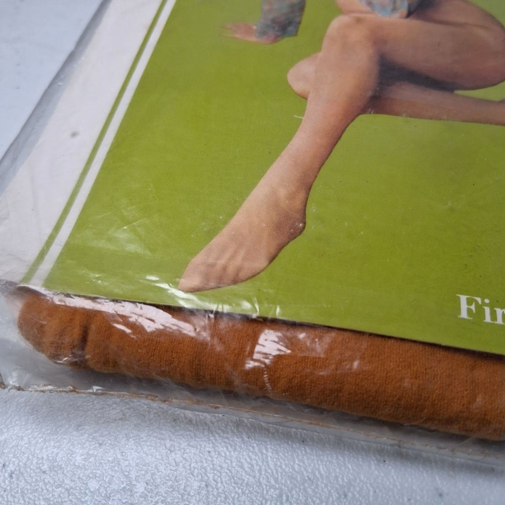 Vintage VINTAGE 1960s Mod Opaque Panty Hose One Size Burnish Gold Mustard GoGo Girl NOS Nylon Go Go Woman Mens Womens Girls Size 42" / US 20 - 6 Thumbnail