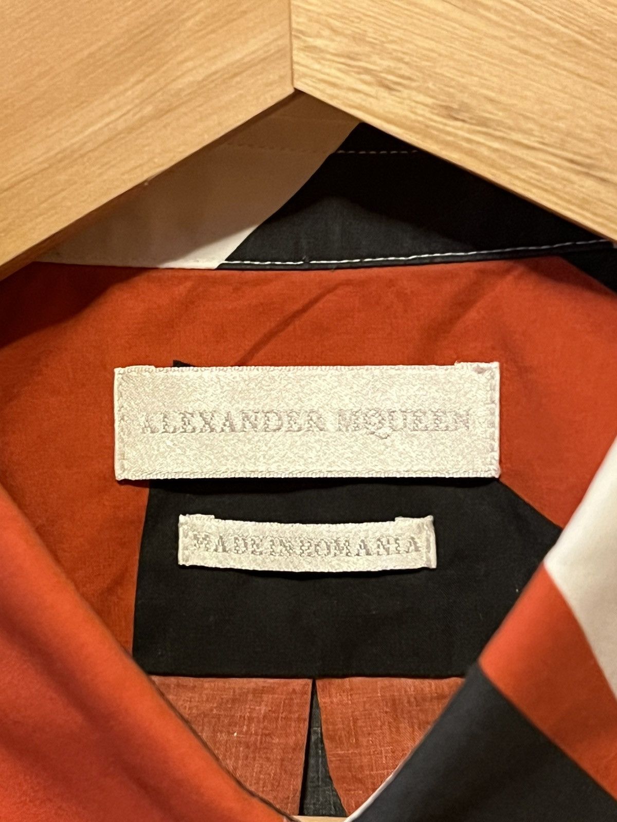 Alexander McQueen × MCQ × McQ Alexander McQueen Alexander McQueen Short-Sleeve Button-up Size US M / EU 48-50 / 2 - 3 Thumbnail