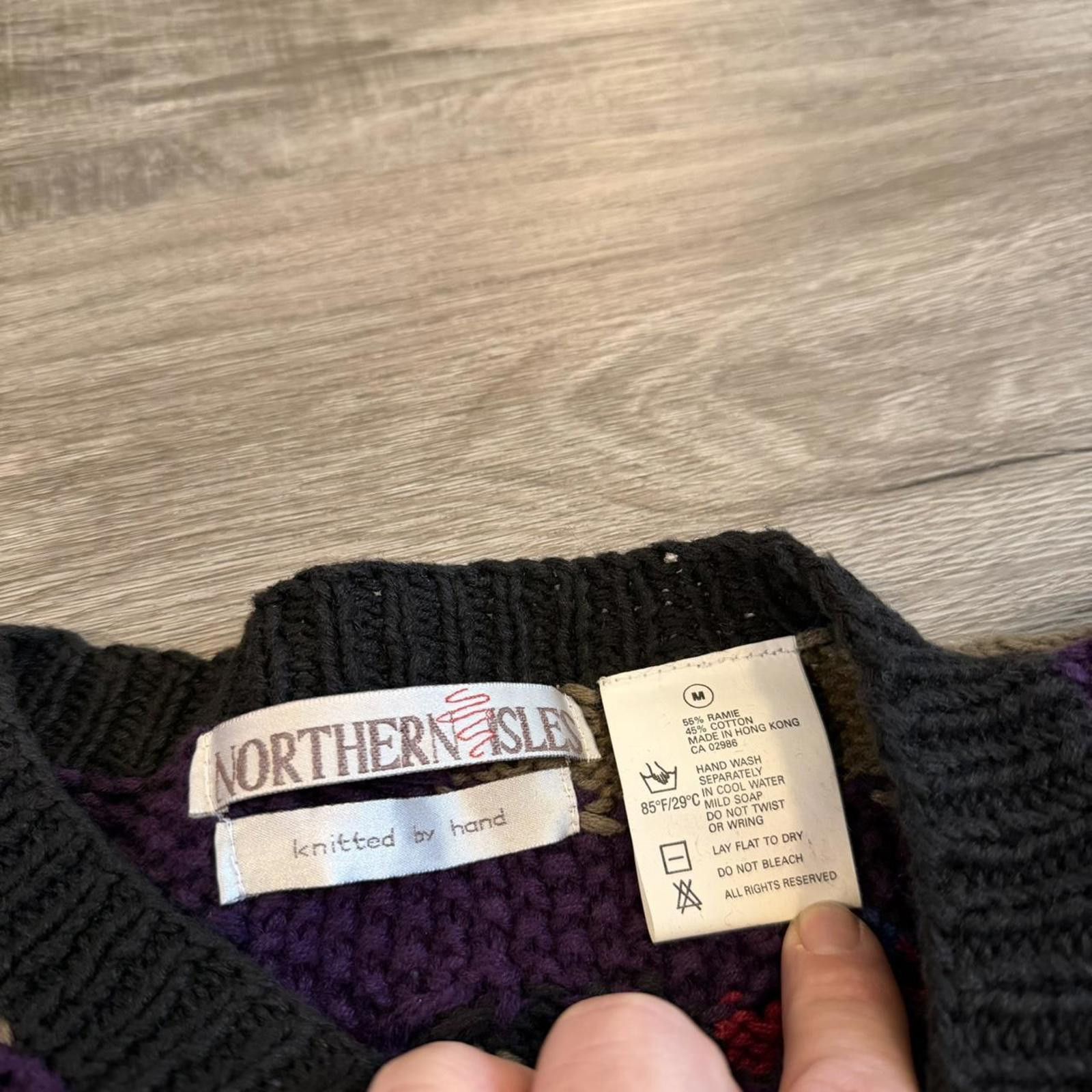 Northern Isles vintage northern isles hand knit sweater 90s M/L hand knit Size US M / EU 48-50 / 2 - 6 Thumbnail