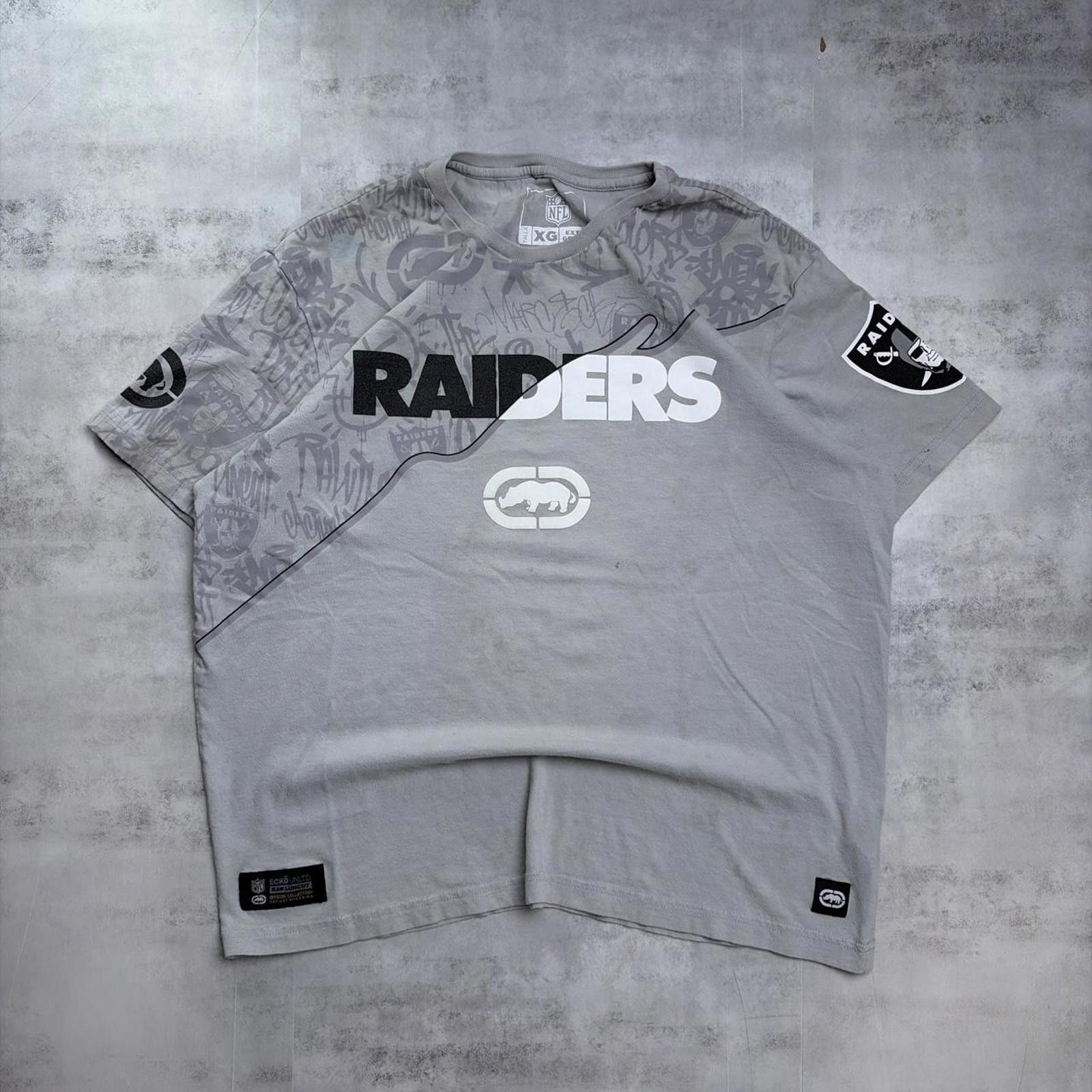 Ecko Unltd. Y2K Grey Ecko Unltd X NFL Raiders Skater Distressed T-Shirt Size US M / EU 48-50 / 2 - 1 Thumbnail