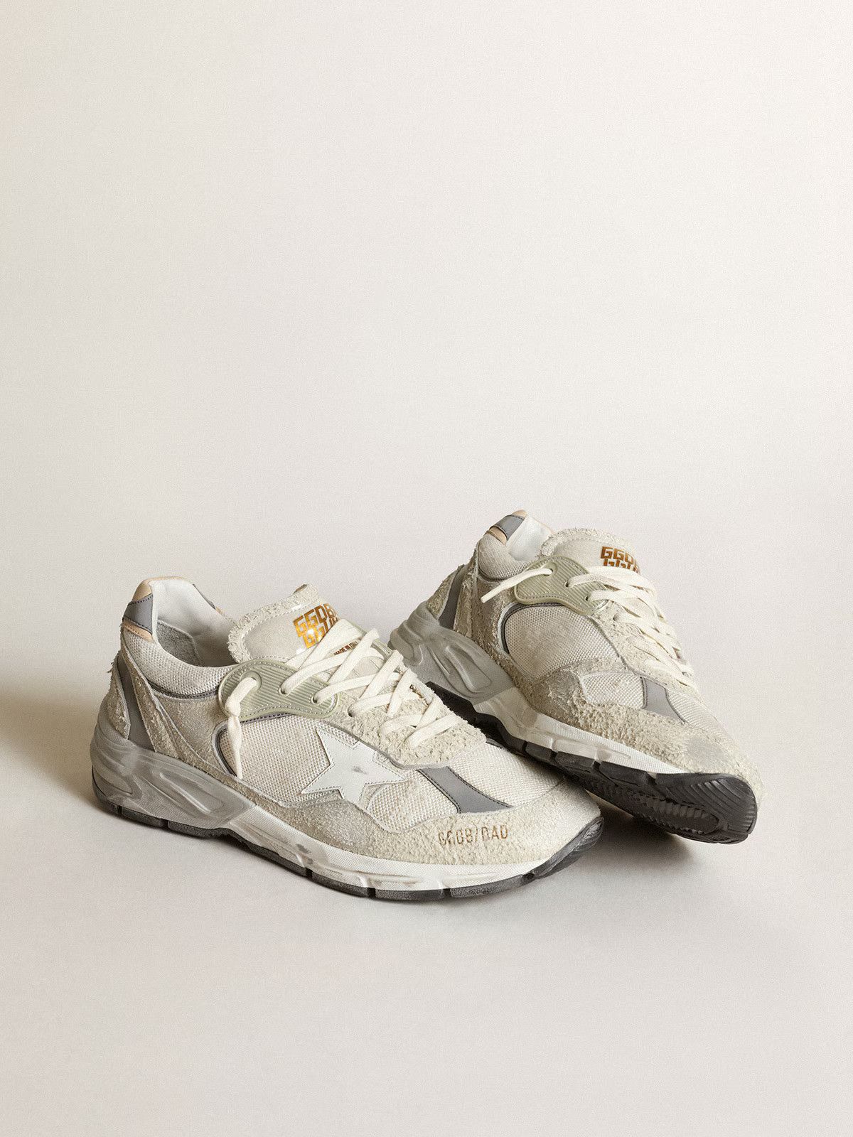 Golden Goose o1s22i1n1224 Dad-Star Sneakers in White Size US 9 / IT 39 - 4 Thumbnail