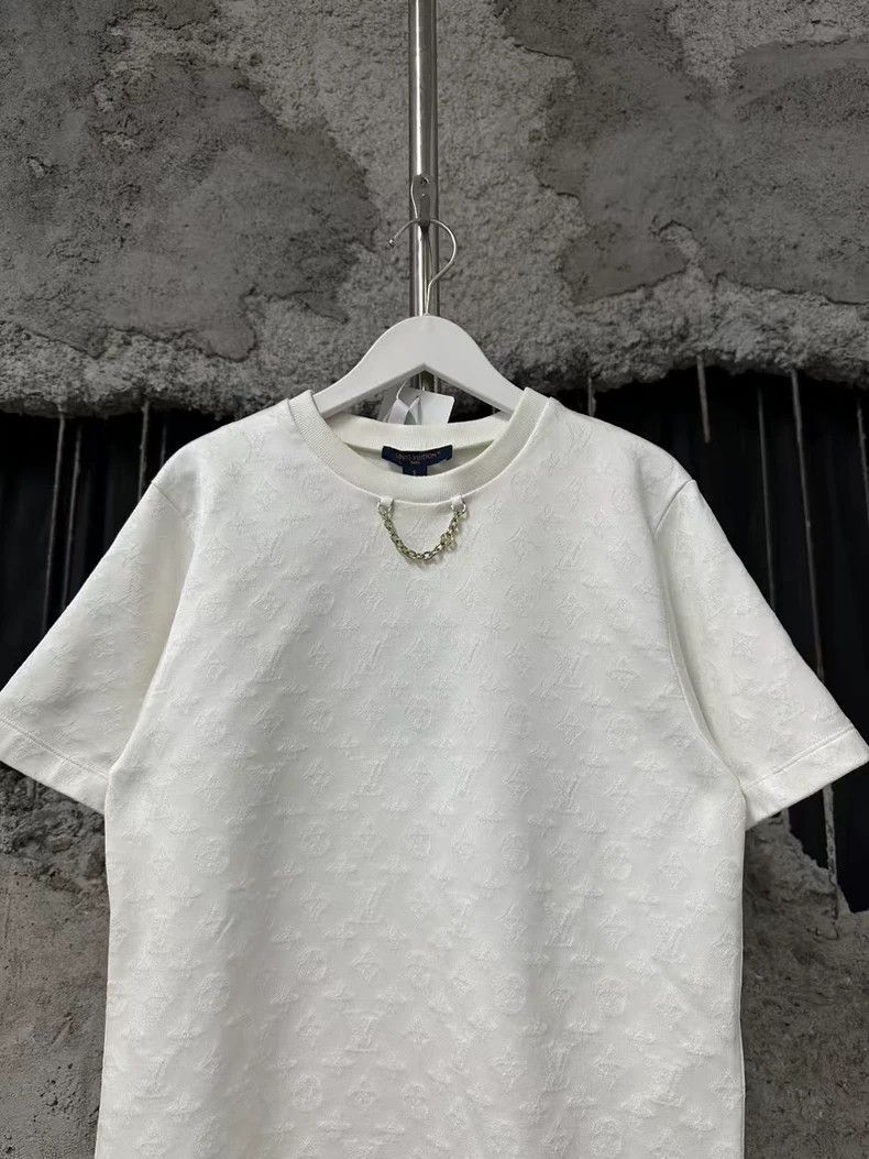 Louis Vuitton Louis Vuitton Louis Vuitton Short Sleeve Chain TShirt-2506 Size US S / EU 44-46 / 1 - 3 Thumbnail
