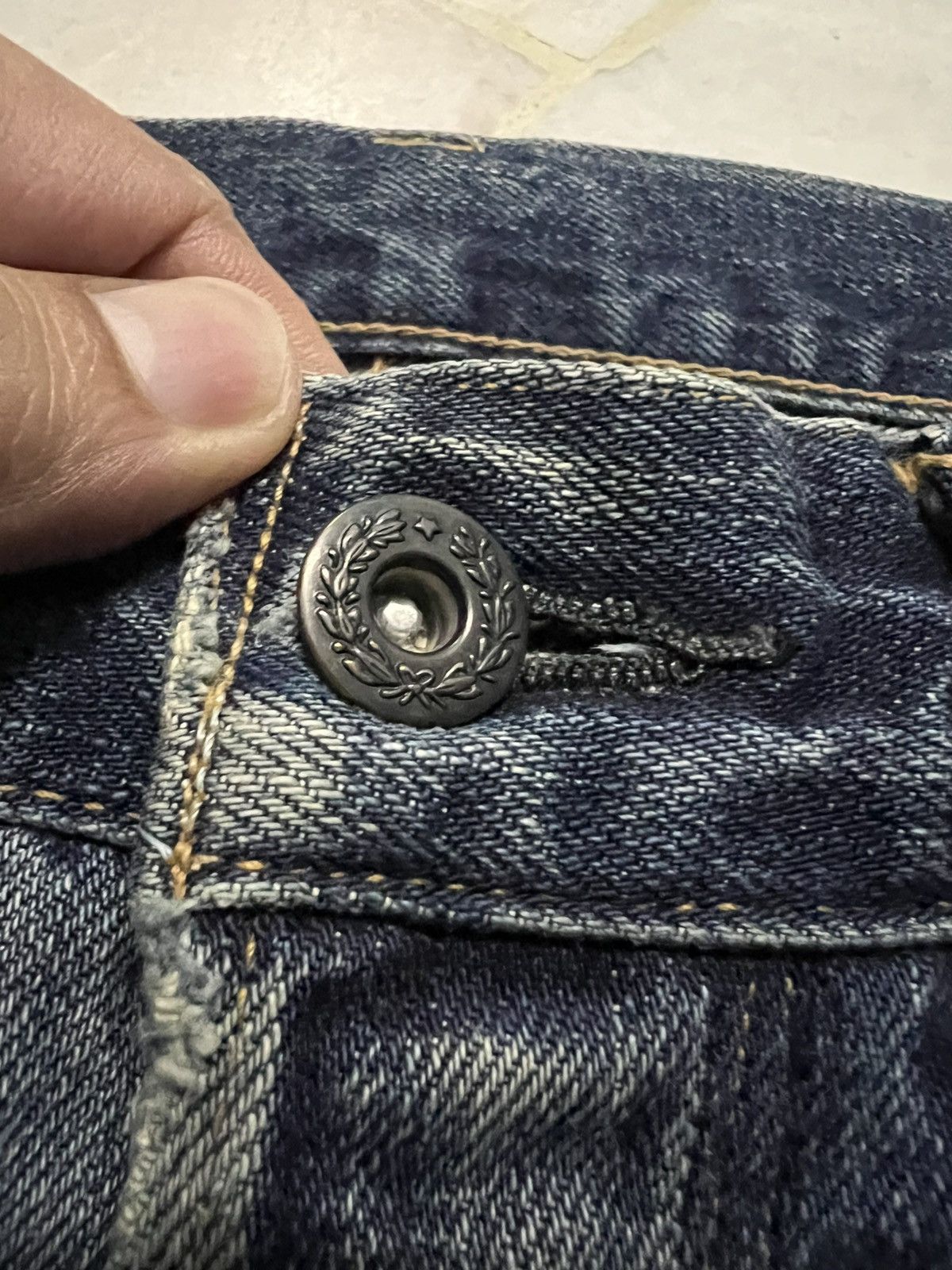 Japanese Brand Vintage Kuro Graphite Distressed Selvedge Jean Japan Size US 30 / EU 46 - 12 Thumbnail