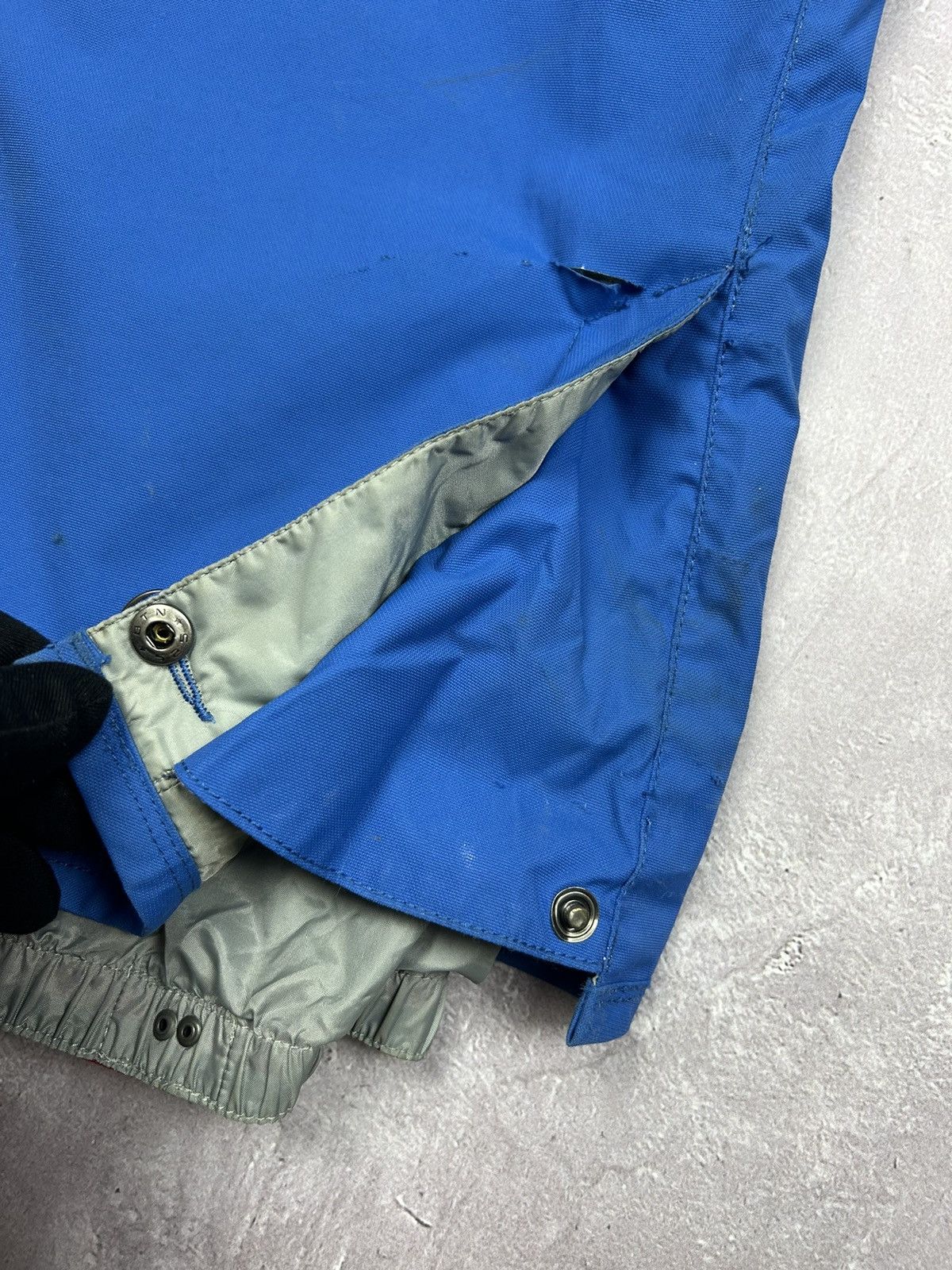686 × Levi's Vintage Levis x 686 511 Skinny Ski Pants Size M RARE Size US 32 / EU 48 - 8 Thumbnail