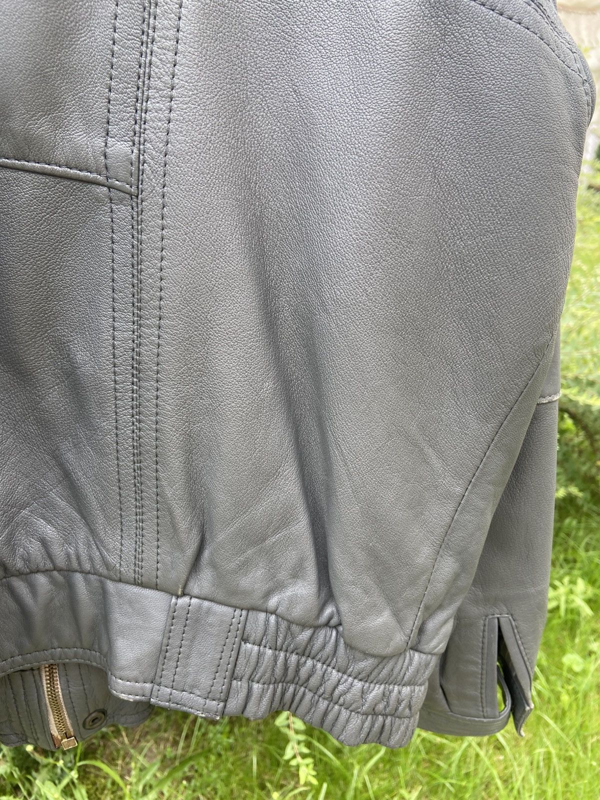 Japanese Brand Vintage Grey leather bomber Jacket Size US M / EU 48-50 / 2 - 16 Thumbnail
