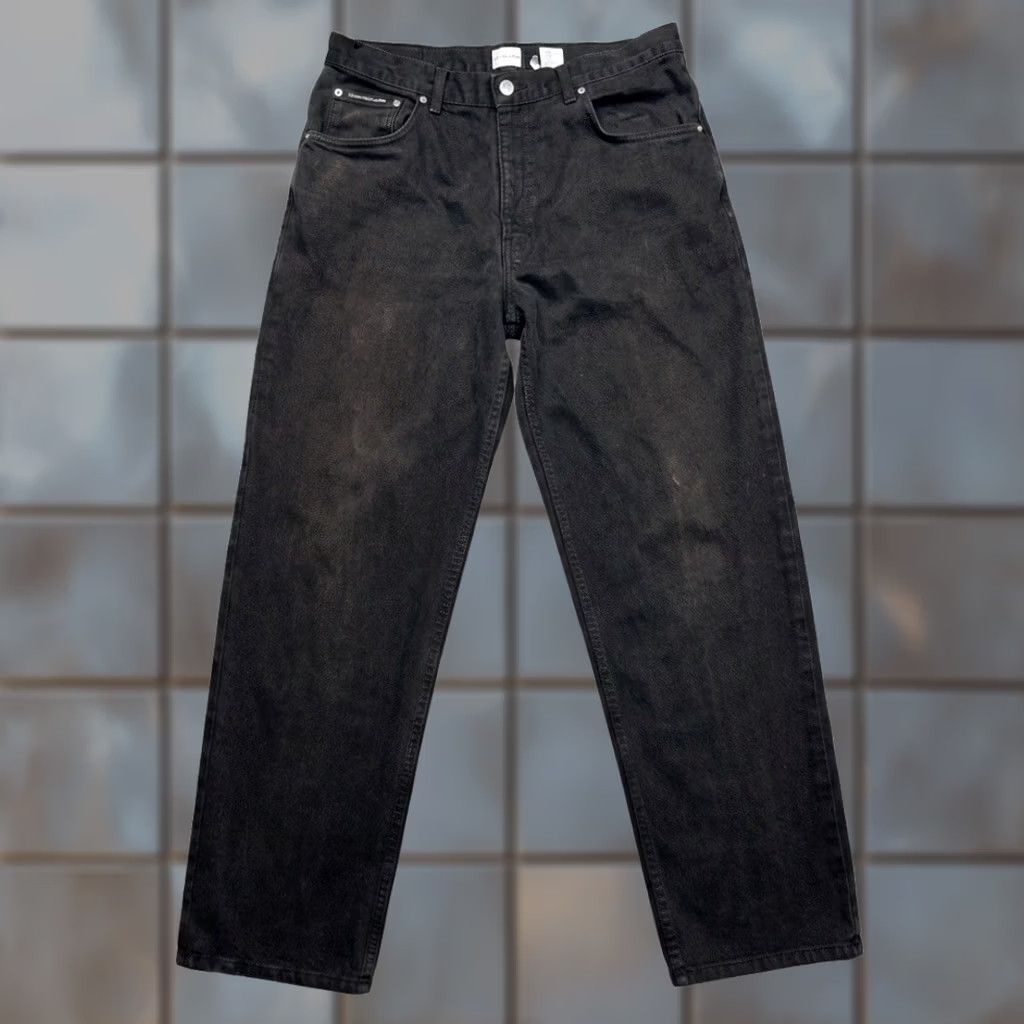 Vintage VINTAGE Calvin Klein Jeans Mens Black Denim Straight Faded Jeans 33x30 Made in Mexico Size US 33 - 1 Thumbnail