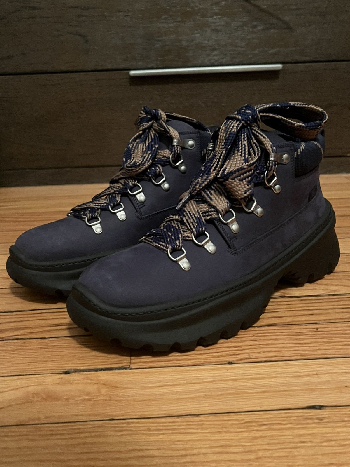 Burberry Burberry Nubuck Scoot Hike Boots Size US 11 / EU 44 - 4 Thumbnail
