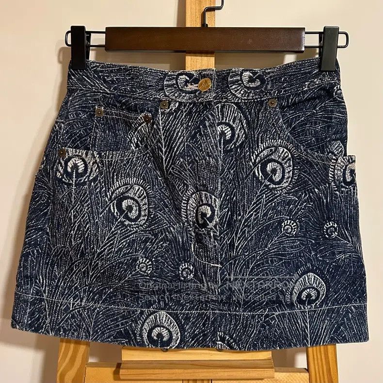 Vivienne Westwood Vivienne Westwood 90s Gold Standard Feathery Denim Skirt Size 30" / US 8 / IT 44 - 2 Thumbnail