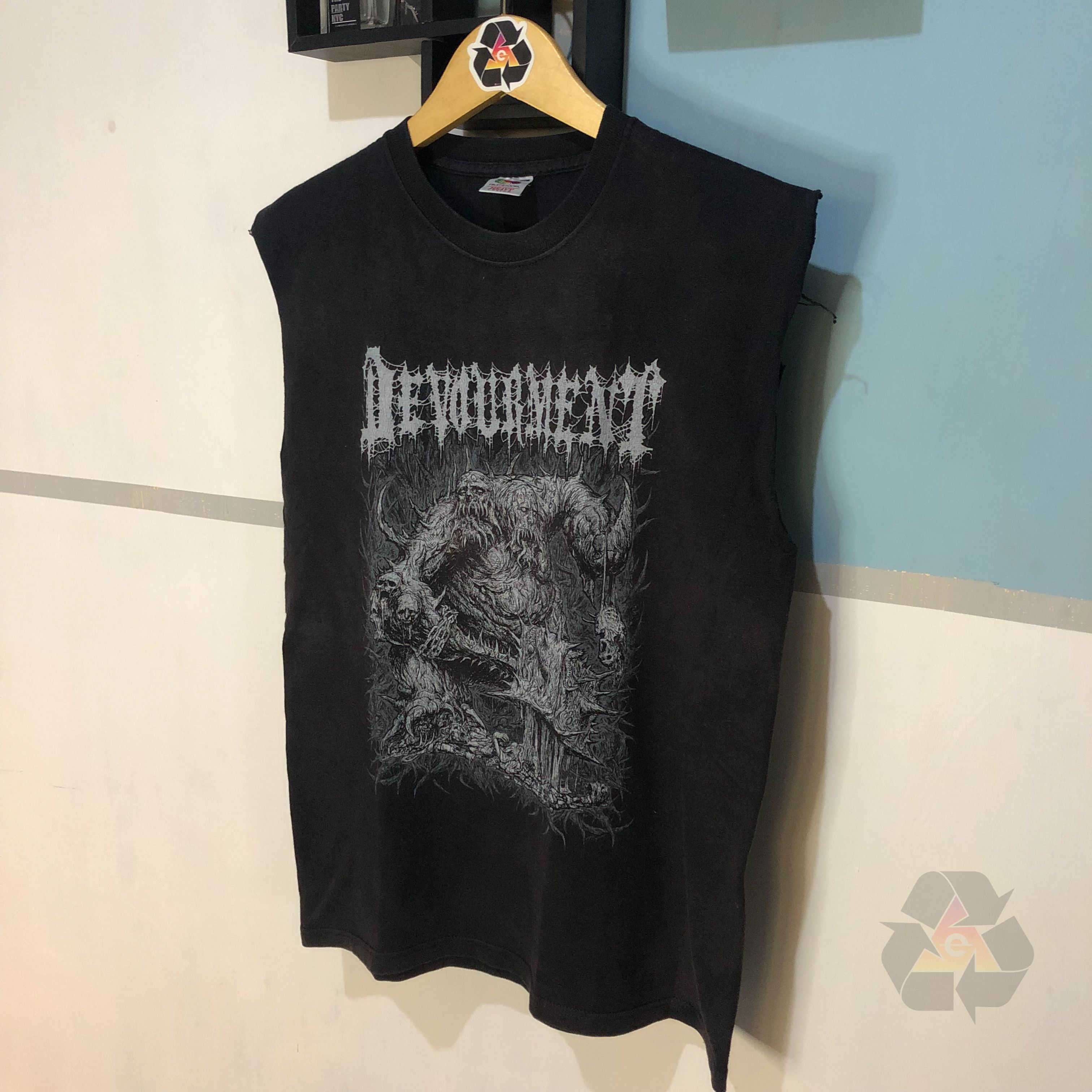 Band Tees Vintage Devourment Crush With Barbarity Sleeveless Band Tee Size US M / EU 48-50 / 2 - 3 Thumbnail
