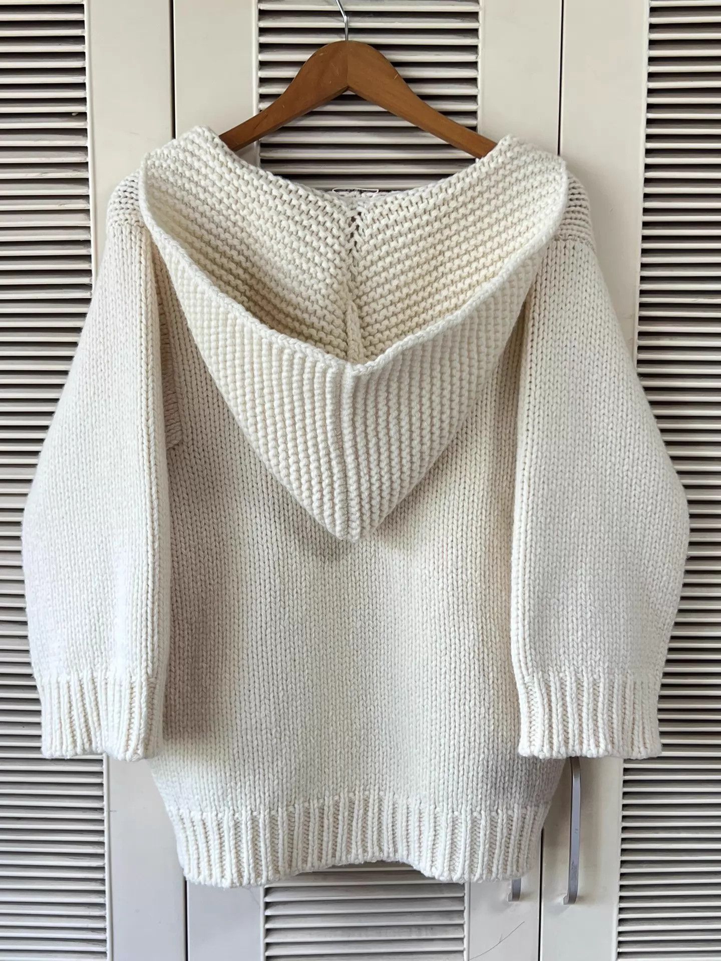 Celine Celine Triomphe Oversize Hoodie S Cream Tassel Drawstring Size S / US 4 / IT 40 - 2 Thumbnail
