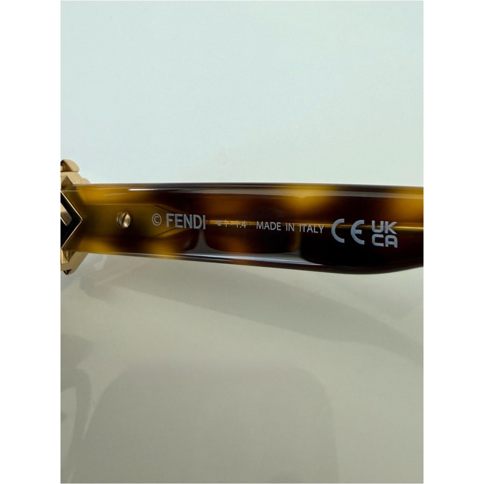 Fendi NEW!!! Fendi women oversized sunglasses FE40139F 53A Size ONE SIZE - 5 Thumbnail