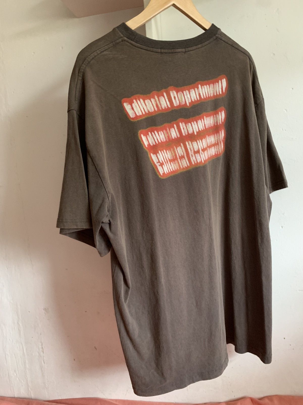 Vintage Editorial Department T-Shirt Size US XL / EU 56 / 4 - 4 Thumbnail