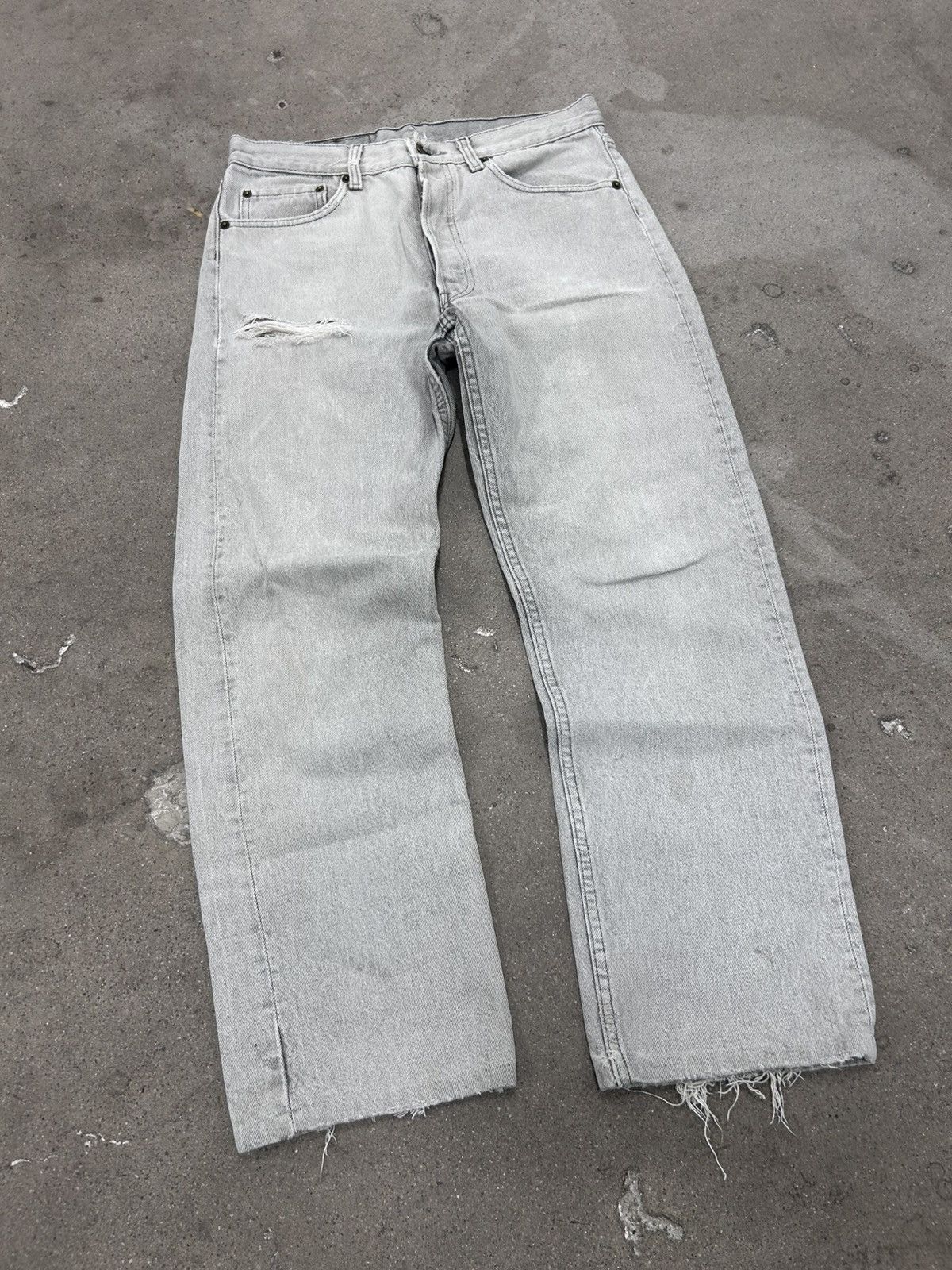 Levi's Vintage 90s Levi's 501 Jeans Made in USA Light Wash Size US 31 - 2 Thumbnail