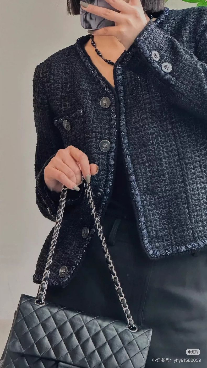 Chanel Chanel 22P dark blue braided V-neck jacket Size M / US 6-8 / IT 42-44 - 9 Thumbnail