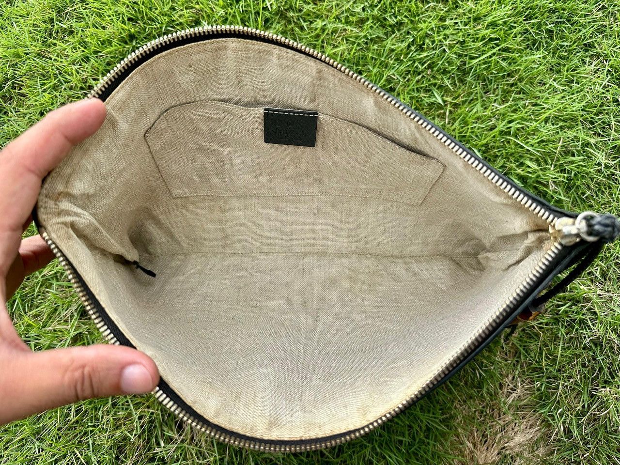 Gucci Authentic Gucci Bamboo Tassel Clutch Bag Size ONE SIZE - 4 Thumbnail