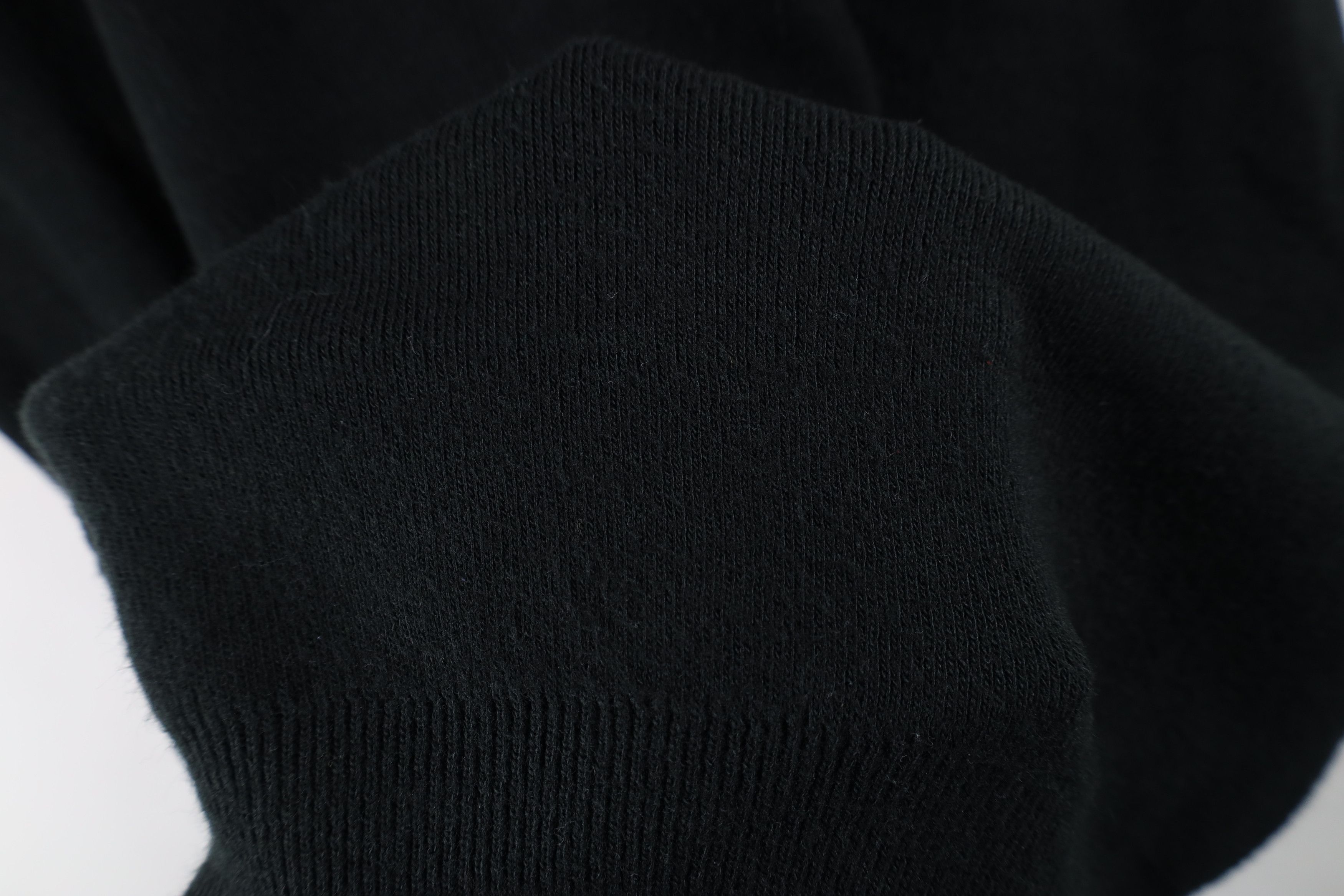 Vintage Vintage 90s Streetwear Knit V-Neck Sweater Vest Black USA Size US XL / EU 56 / 4 - 4 Thumbnail