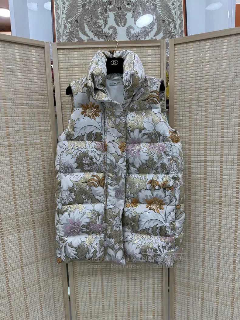 Fendi Fendi Long cotton vest Size XS / US 0-2 / IT 36-38 - 1 Thumbnail