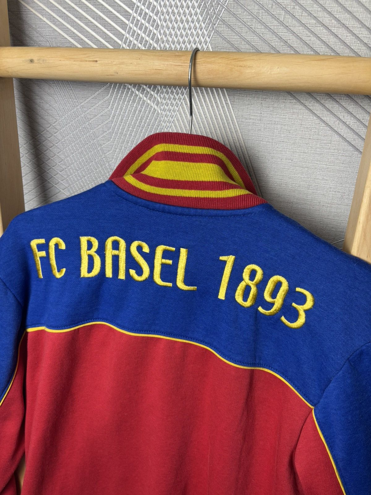 Vintage Vintage FC Basel 1893 Streetwear Zip Hoodie Size US M / EU 48-50 / 2 - 19 Thumbnail