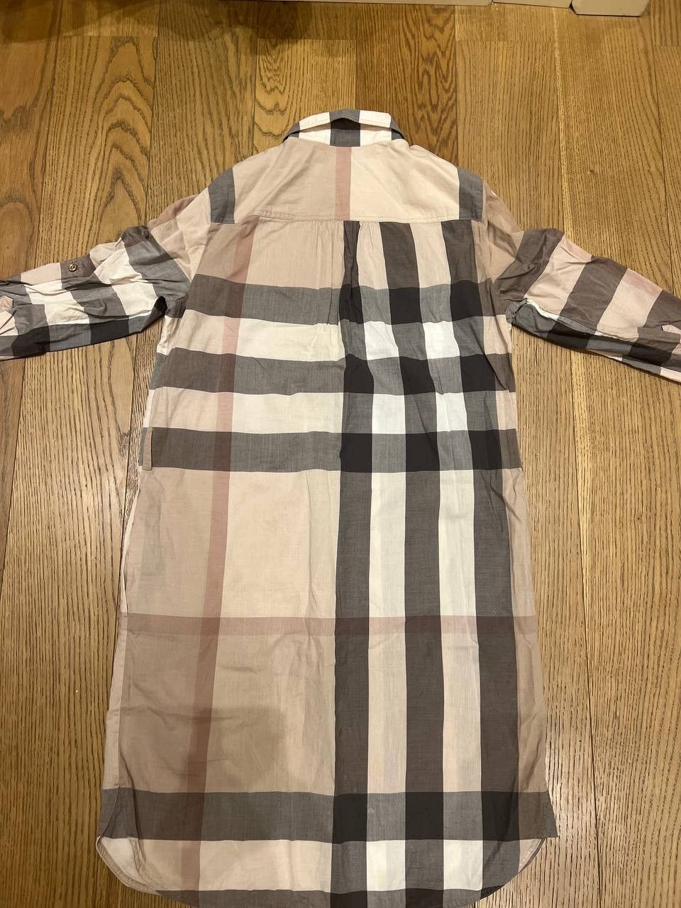 Burberry Burberry top Size XS / US 0-2 / IT 36-38 - 2 Thumbnail