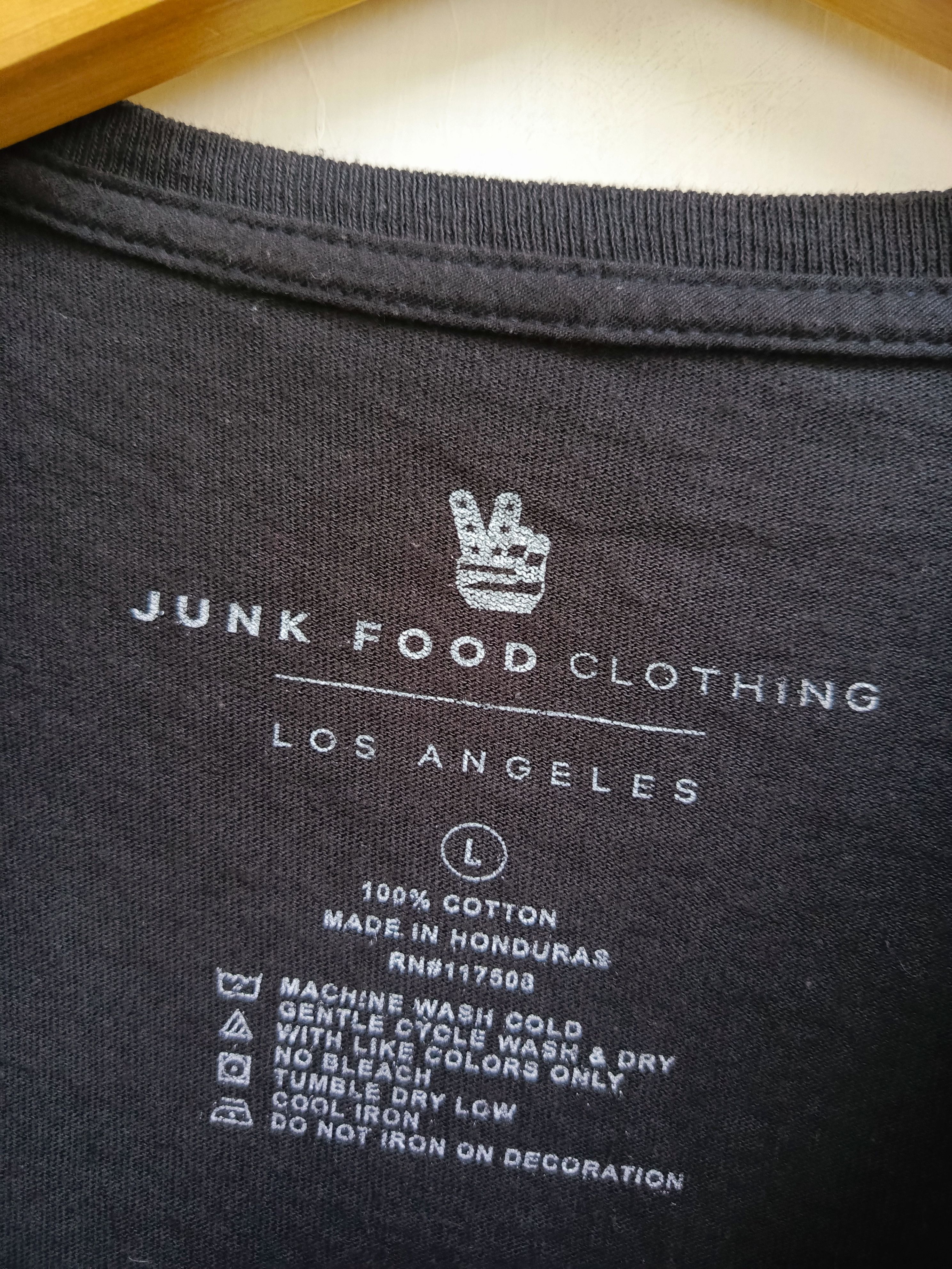 Junk Food Mustang racing team Ford junk food tshirt Size US L / EU 52-54 / 3 - 5 Thumbnail