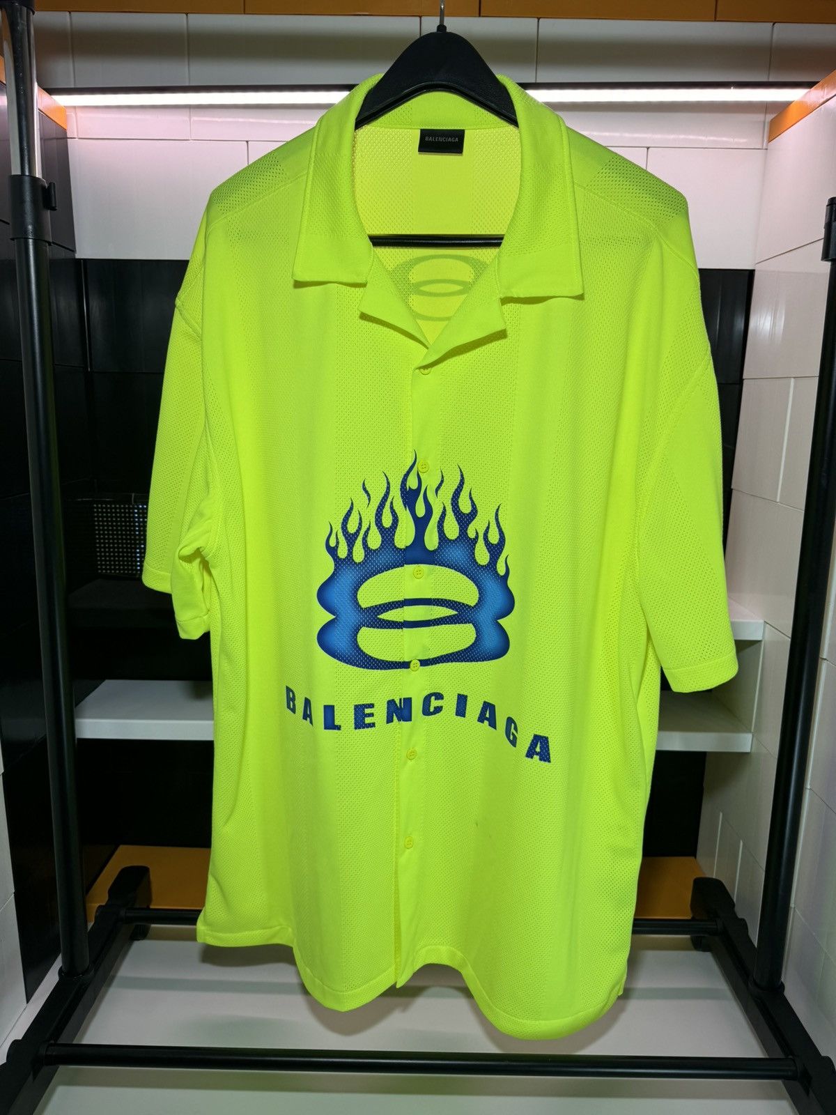 Balenciaga Balenciaga Fluo Yellow Striped Mesh Shirt Size L Size US L / EU 52-54 / 3 - 2 Thumbnail