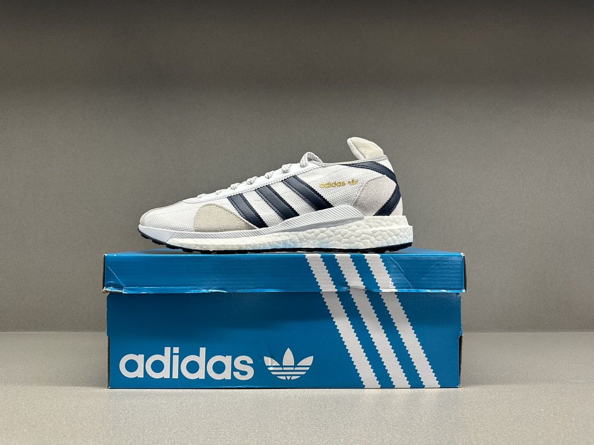 Adidas × Pharrell Adidas Tokio Solar Human Made White Navy Size US 12 / EU 45 - 2 Thumbnail