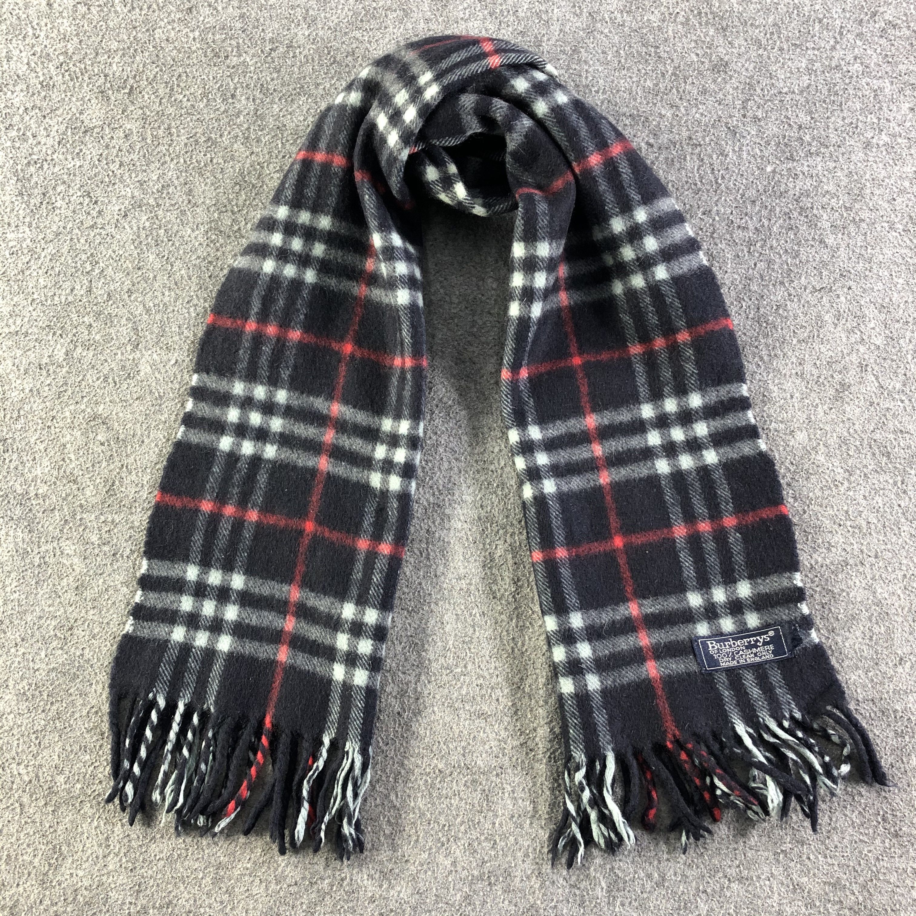 Burberry Burberry Scarf / Muffler / Neckwear P332 Size ONE SIZE - 1 Thumbnail