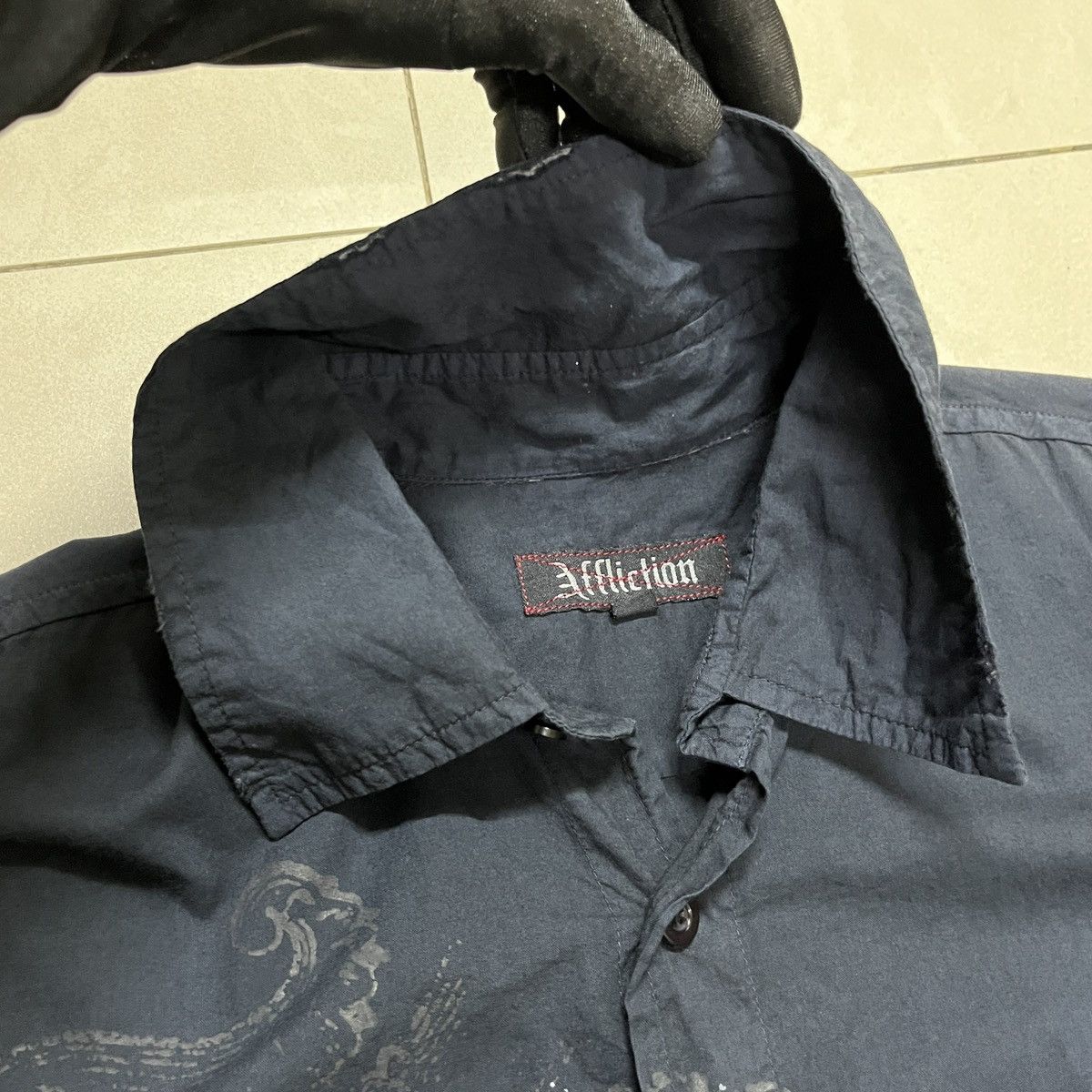 Affliction × Vintage Rare Affliction Black On Black Logo Shirt Size US L / EU 52-54 / 3 - 7 Thumbnail