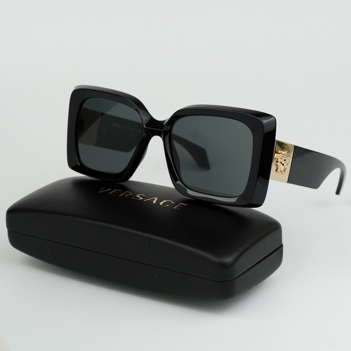 image of New Versace Ve4467U Gb1/87 Butterfly Women Sunglasses in Black/Grey