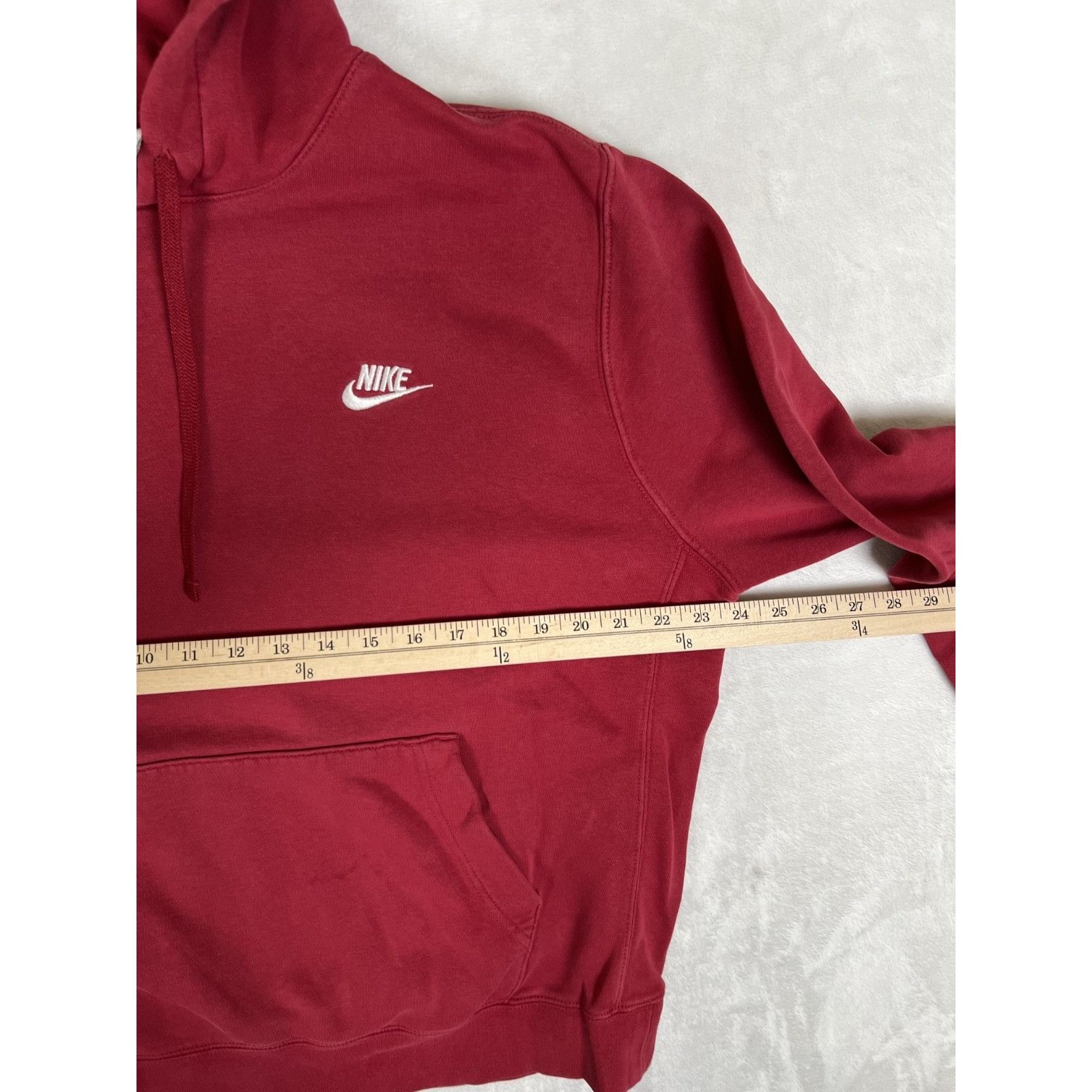 Nike Vintage Nike Red Pullover Hoodie Sweatshirt Size Large Y2K E Size US L / EU 52-54 / 3 - 7 Thumbnail