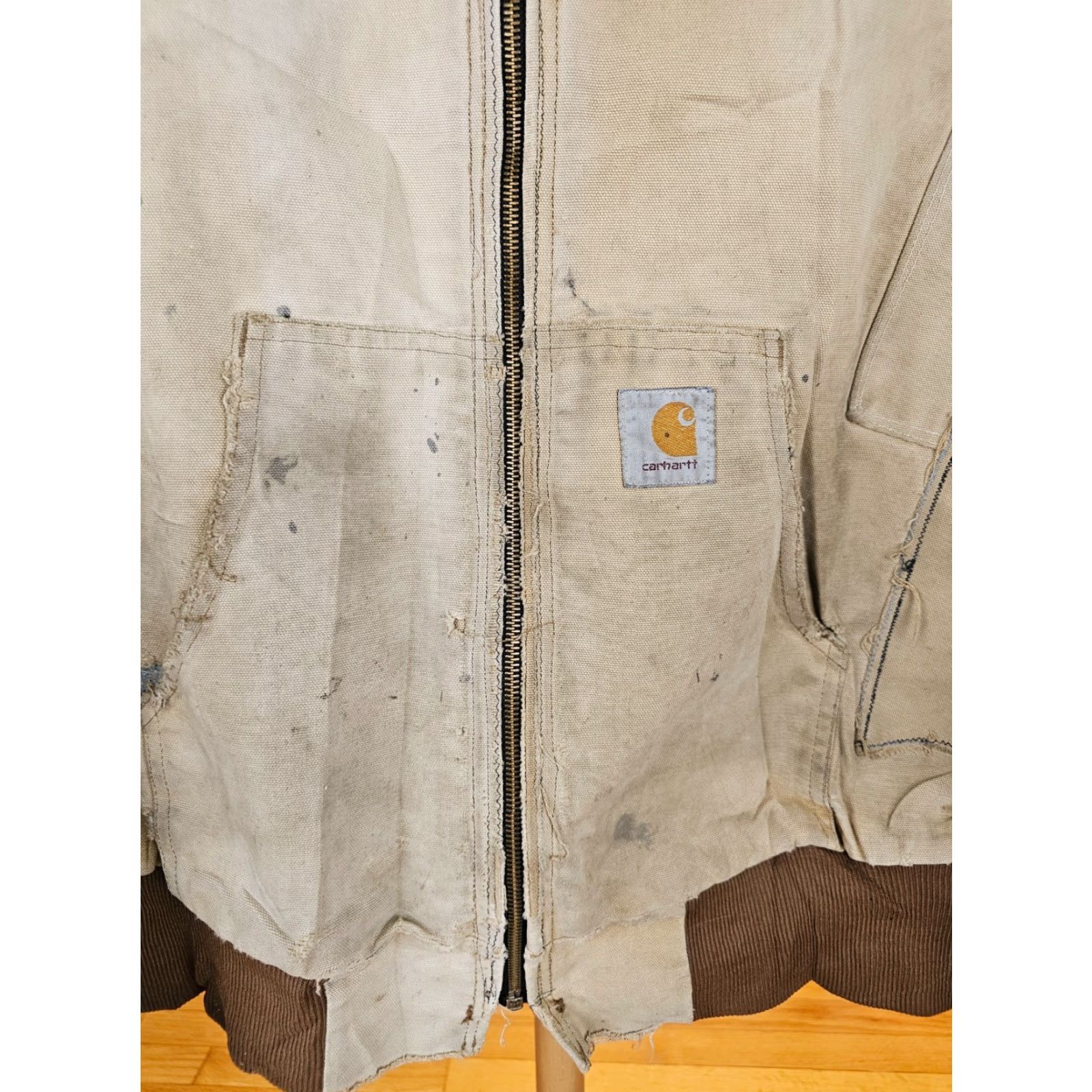Carhartt VINTAGE Carhartt Brown Hooded Duck Canvas Work Jacket XL WORN Mens Jacket Size US XL / EU 56 / 4 - 3 Thumbnail
