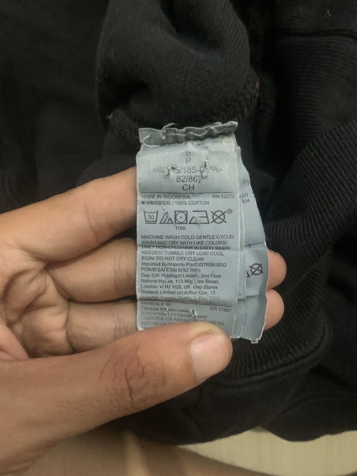 Gap × Yeezy Blank Hoodie Gap x yeezy black Size US M / EU 48-50 / 2 - 4 Thumbnail