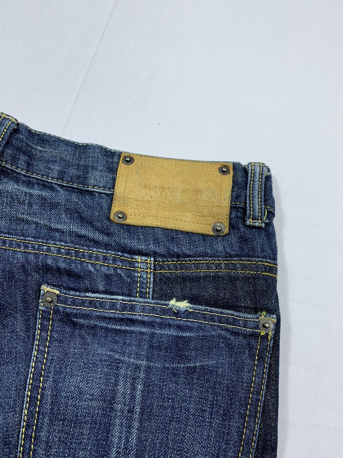 BUFFALO BOBS Sick Flared Buffalo Hybrid Distresses Denim jeans Size US 32 / EU 48 - 5 Thumbnail