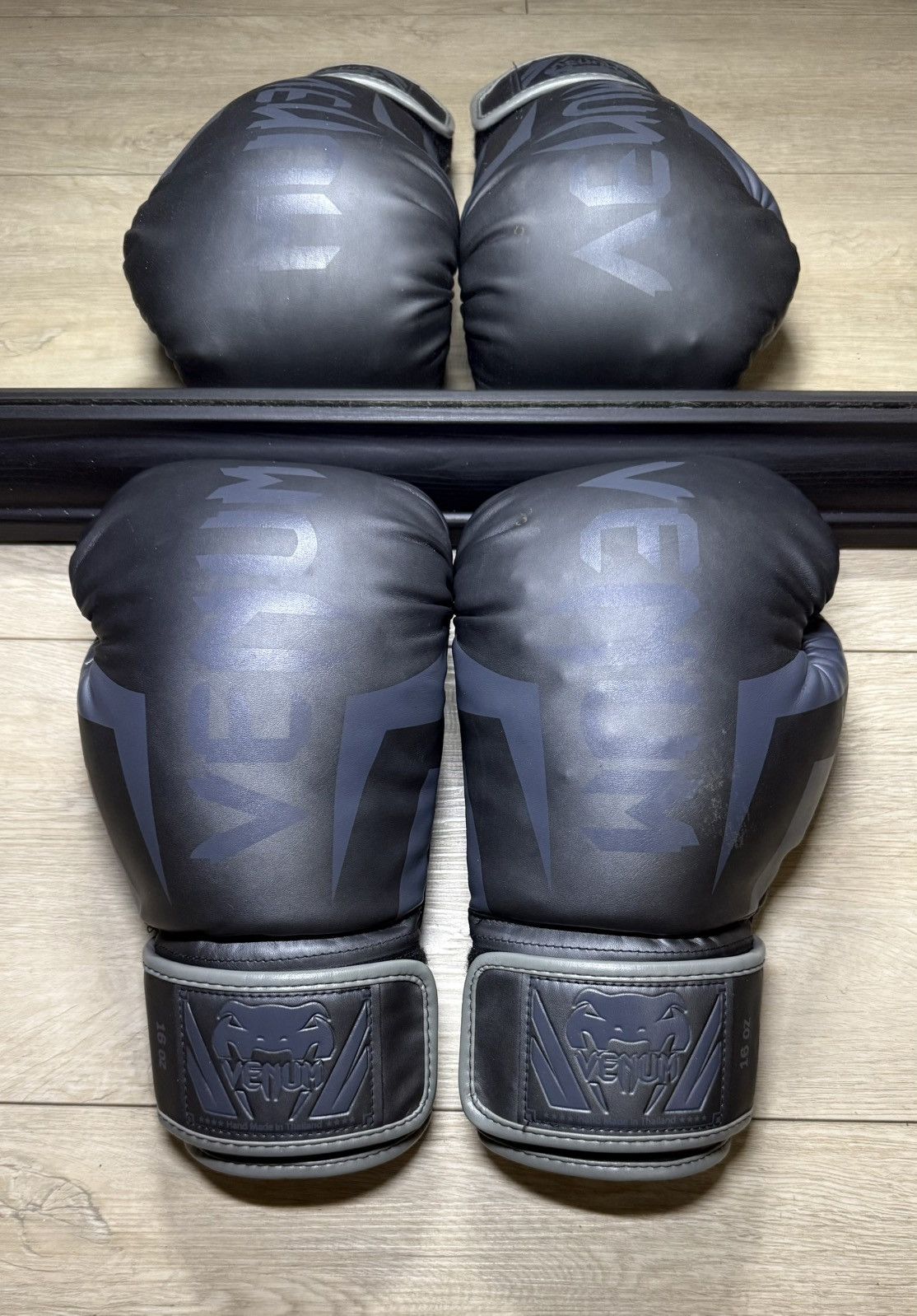 Other Grey Venum Elite Boxing Gloves Size ONE SIZE - 1 Thumbnail