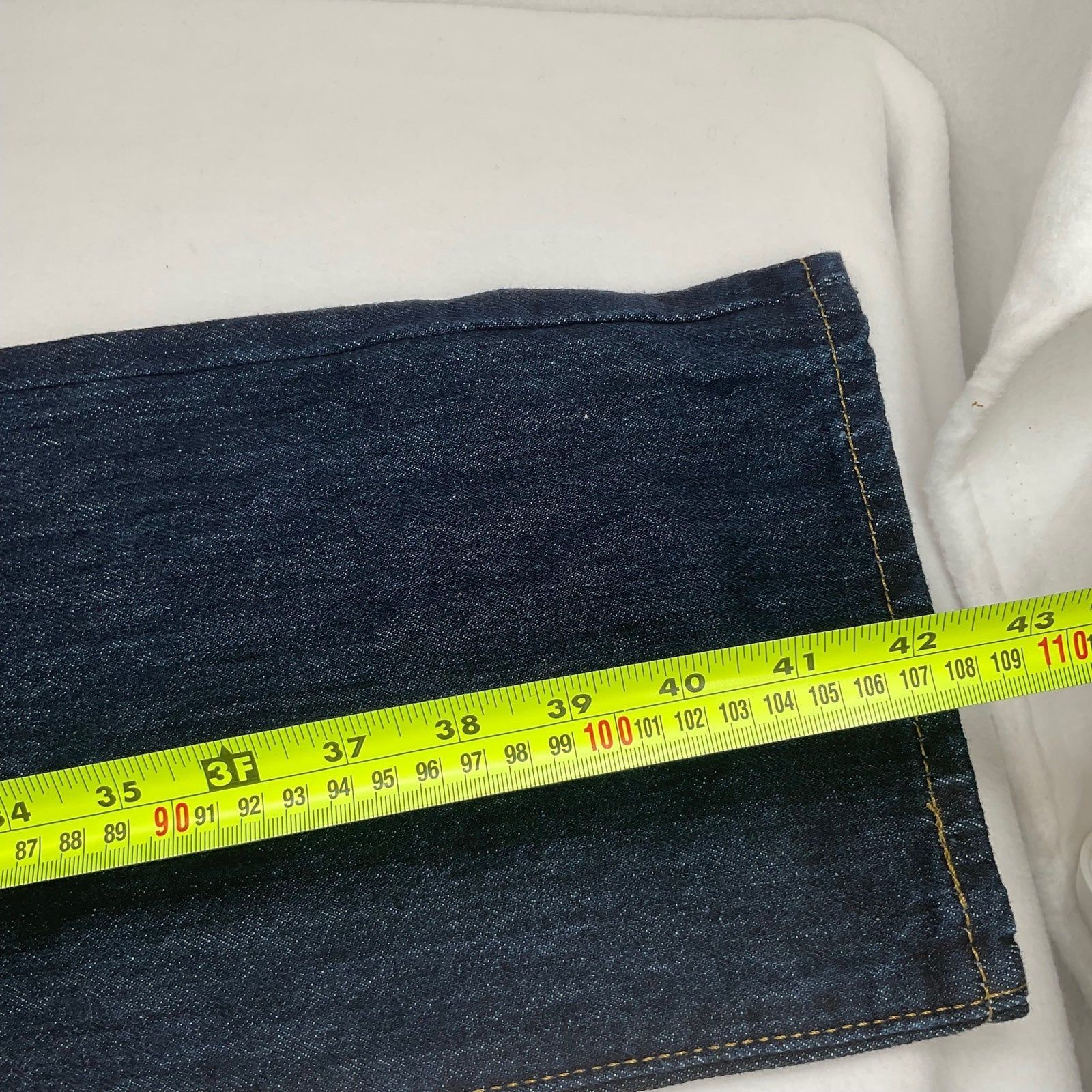 Levi's NWT LEVI'S 501 Jeans Men's 33W 34L Button Fly Dark Blue PAKI Size US 33 - 7 Thumbnail